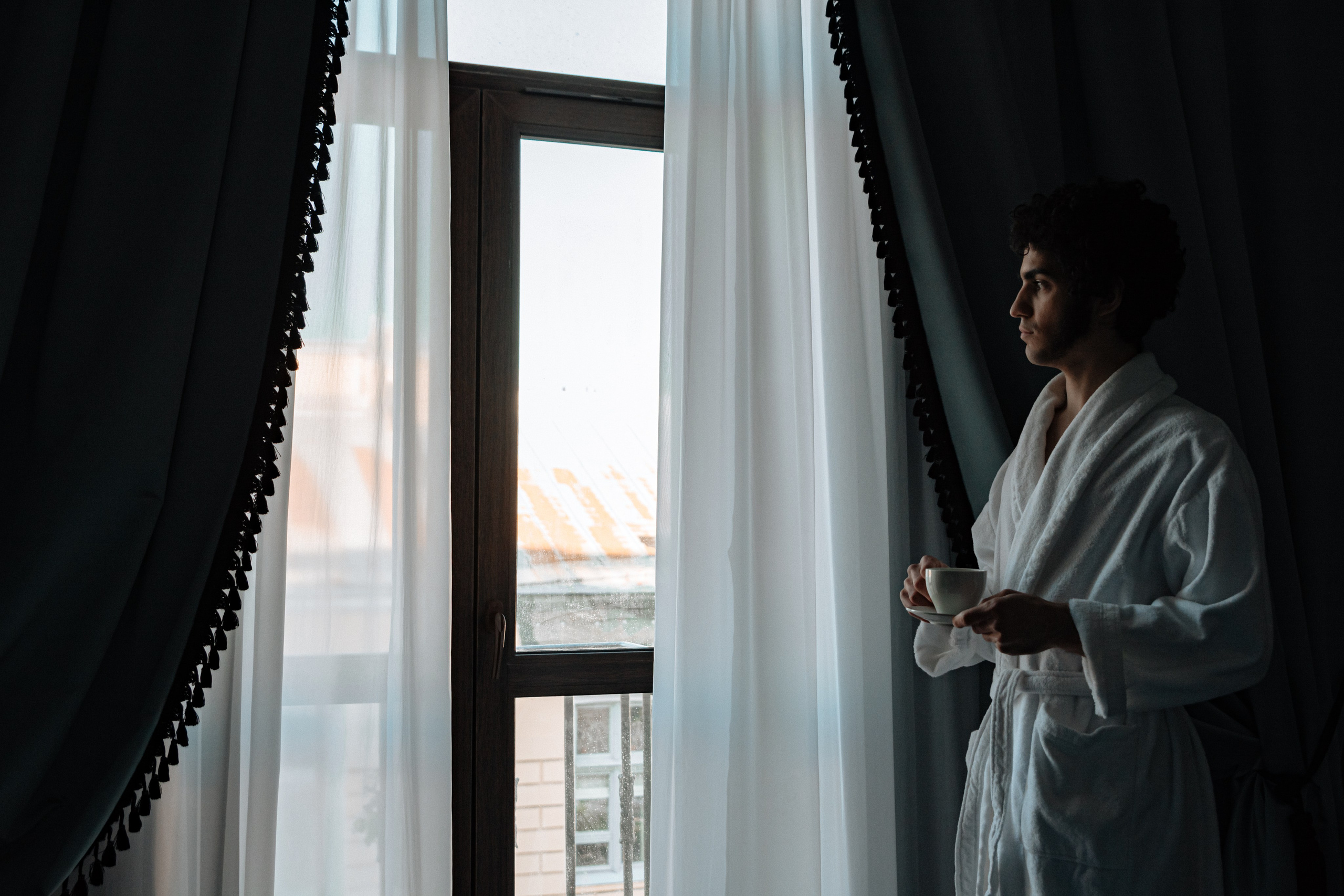 Пушкин в отеле «Оболенский». Съёмка ролика для конкурса. Портретный фотограф в Санкт-Петербурге Дмитриева Наталия