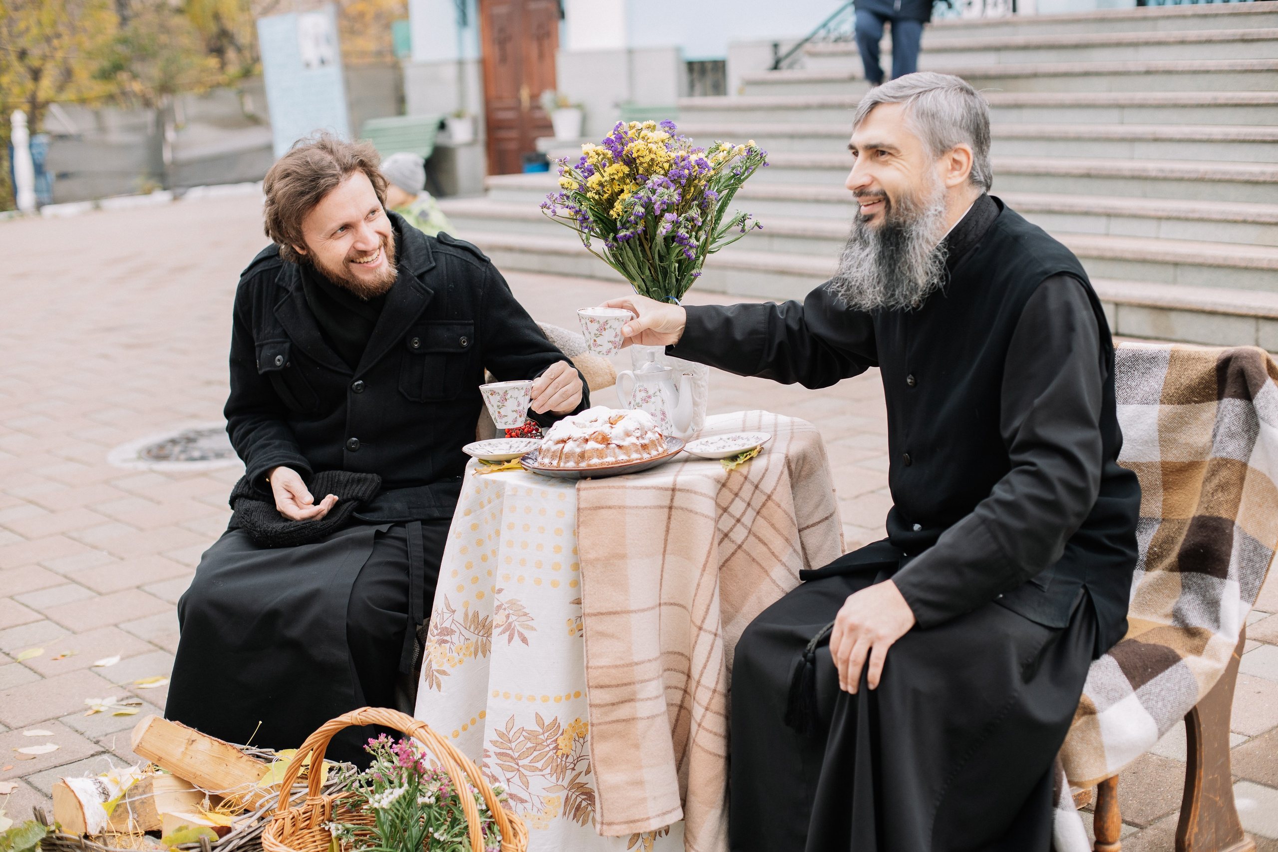 Покров в храме Иоанна Предтечи. Семейный фотограф Трусова Евгения в Екатеринбурге