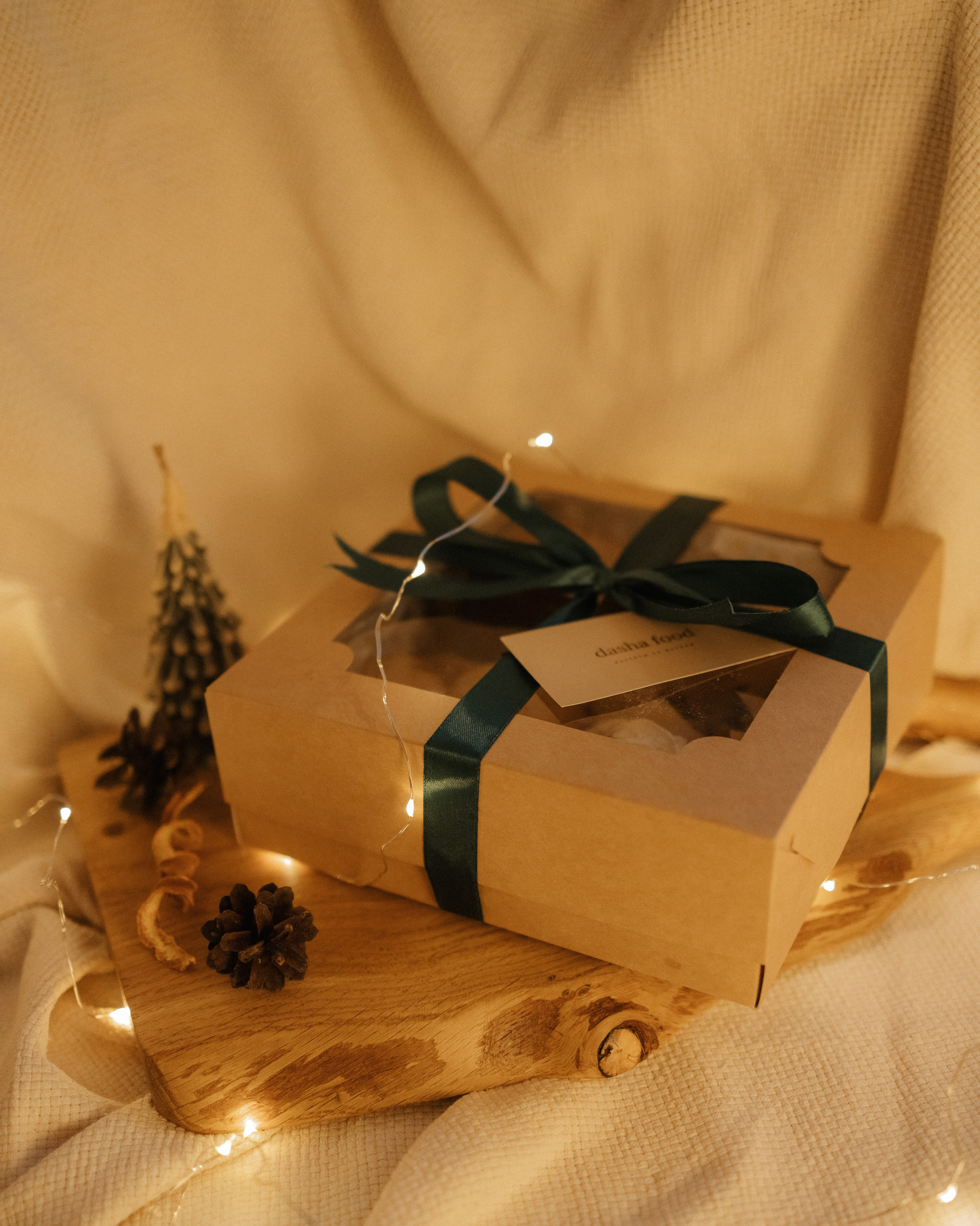 Предметная съемка десертов для кондитера в городе Углич и Ярославль. Фотограф Углич и Ярославль Ольга Тятюшкина