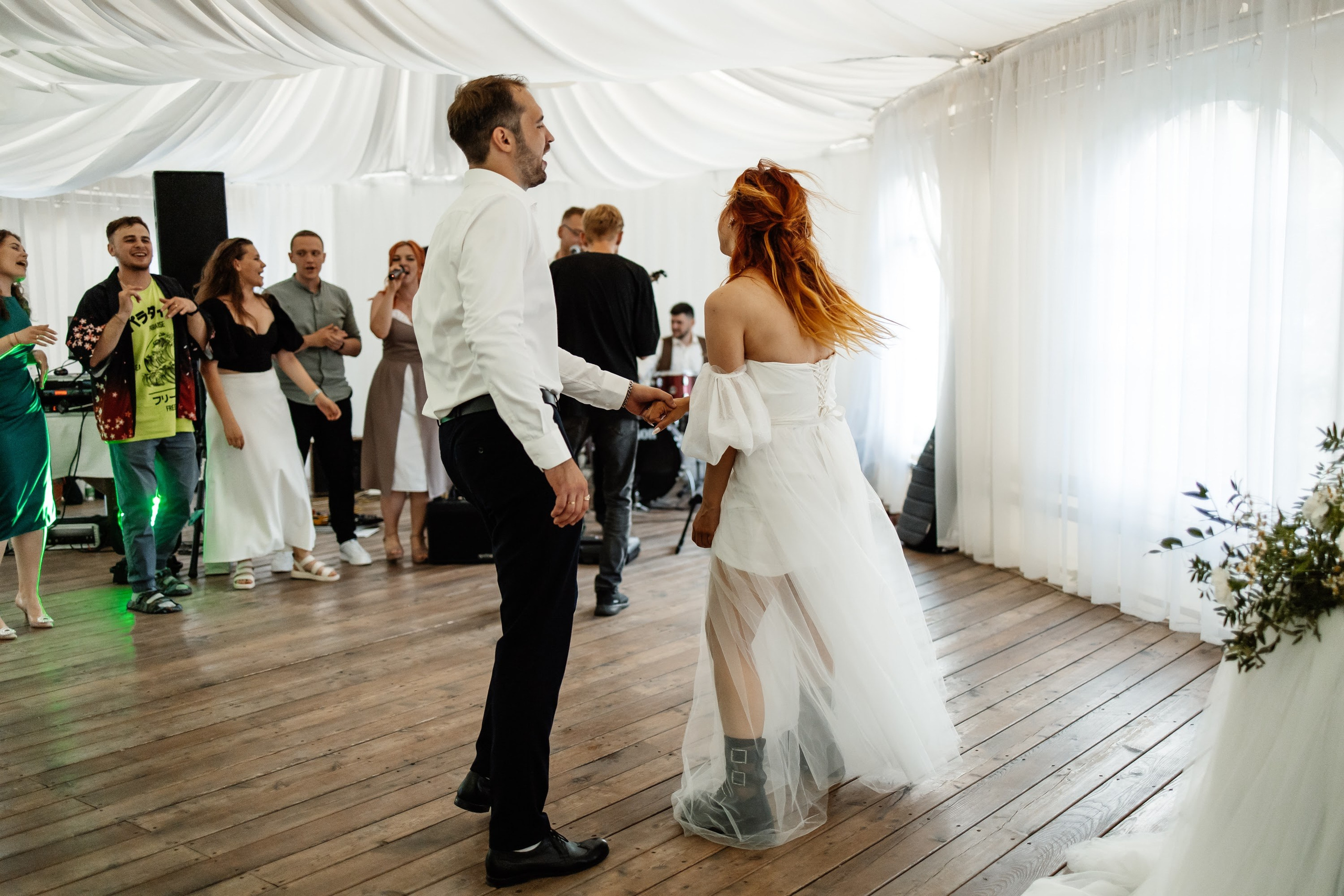 Полный отрыв. Свадебный  фотограф Новосибирск