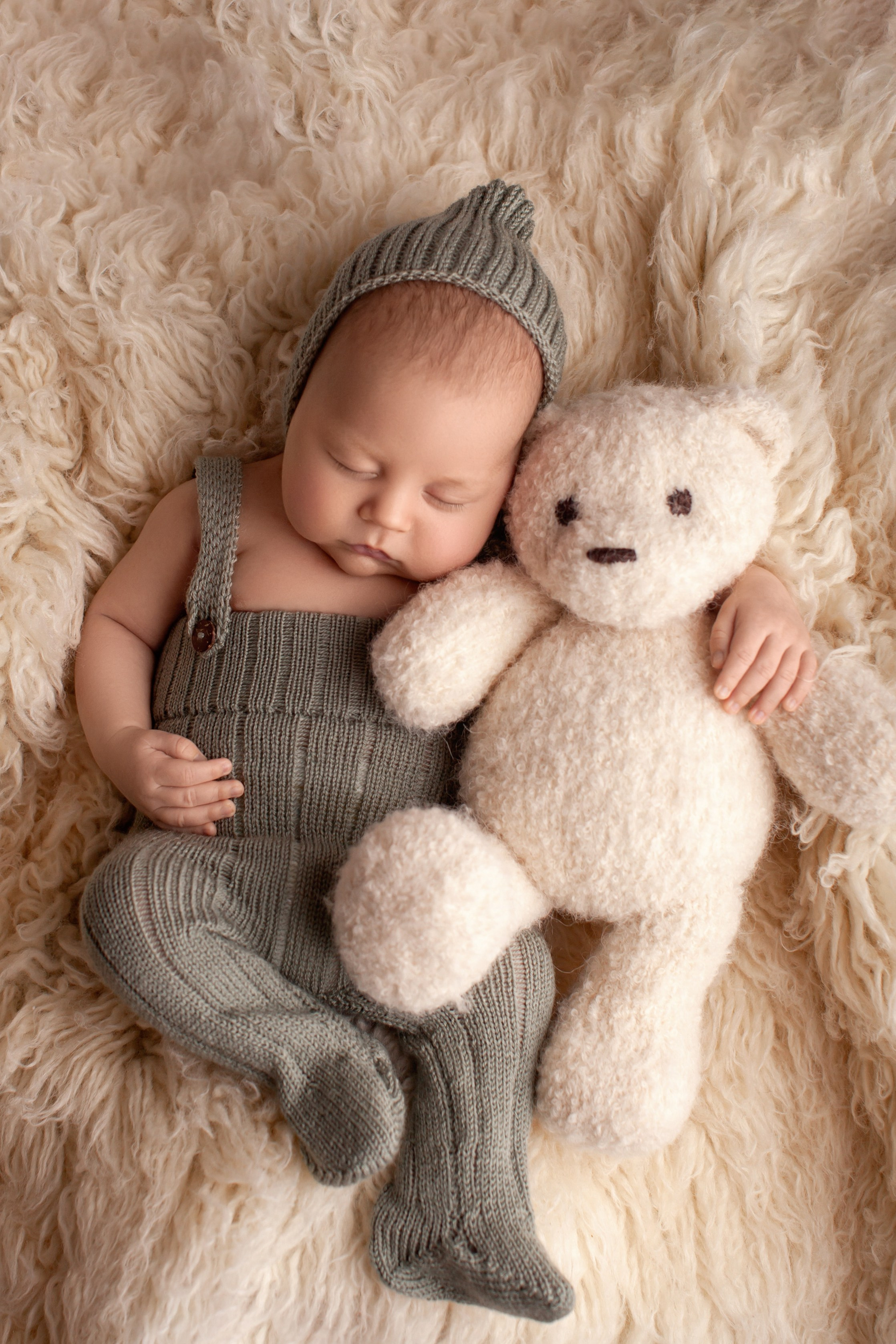 Новорожденные. Фотограф новорожденных в Уфе Инзиля Сулейманова