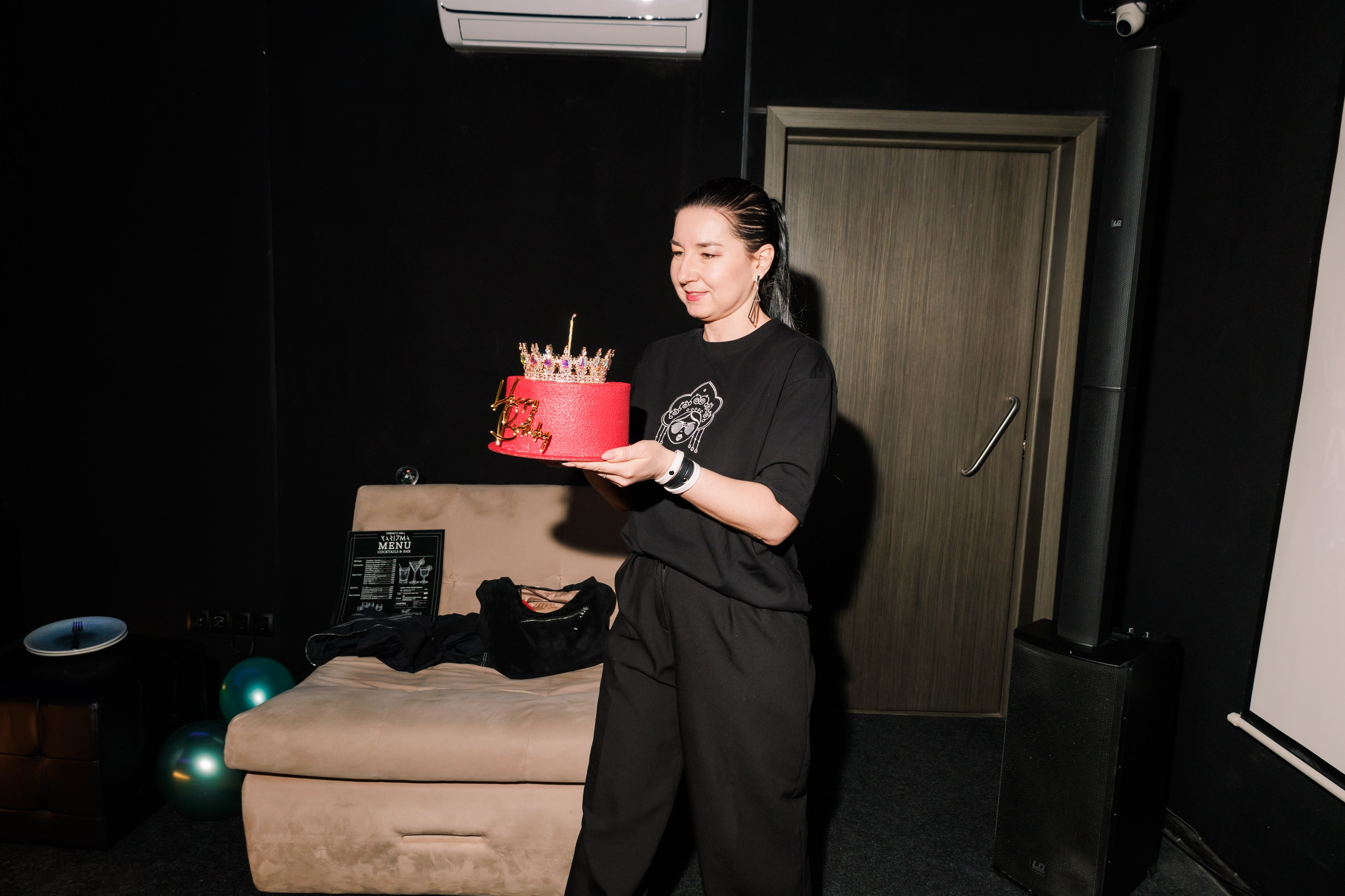 День Рождения в караоке 2. Фотограф в Москве Дмитрий Емельянов