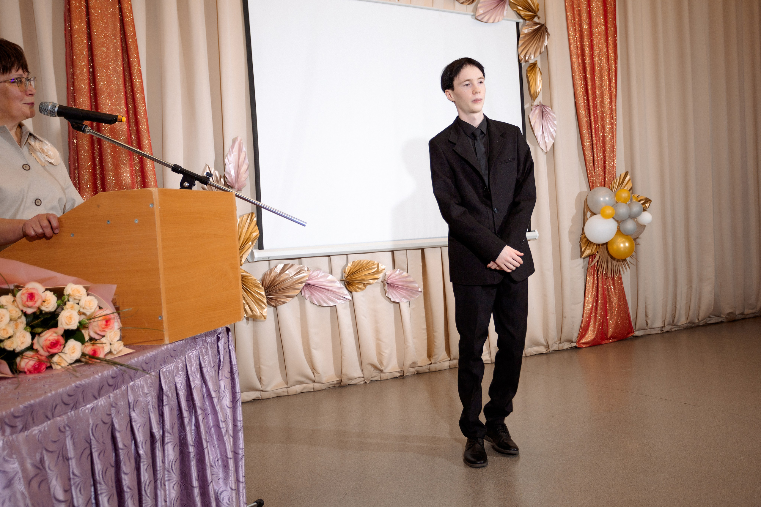 ВРУЧЕНИЕ АТТЕСТАТОВ: Пример. Все фото. Профессиональный фотограф в Ижевске Леша Петров