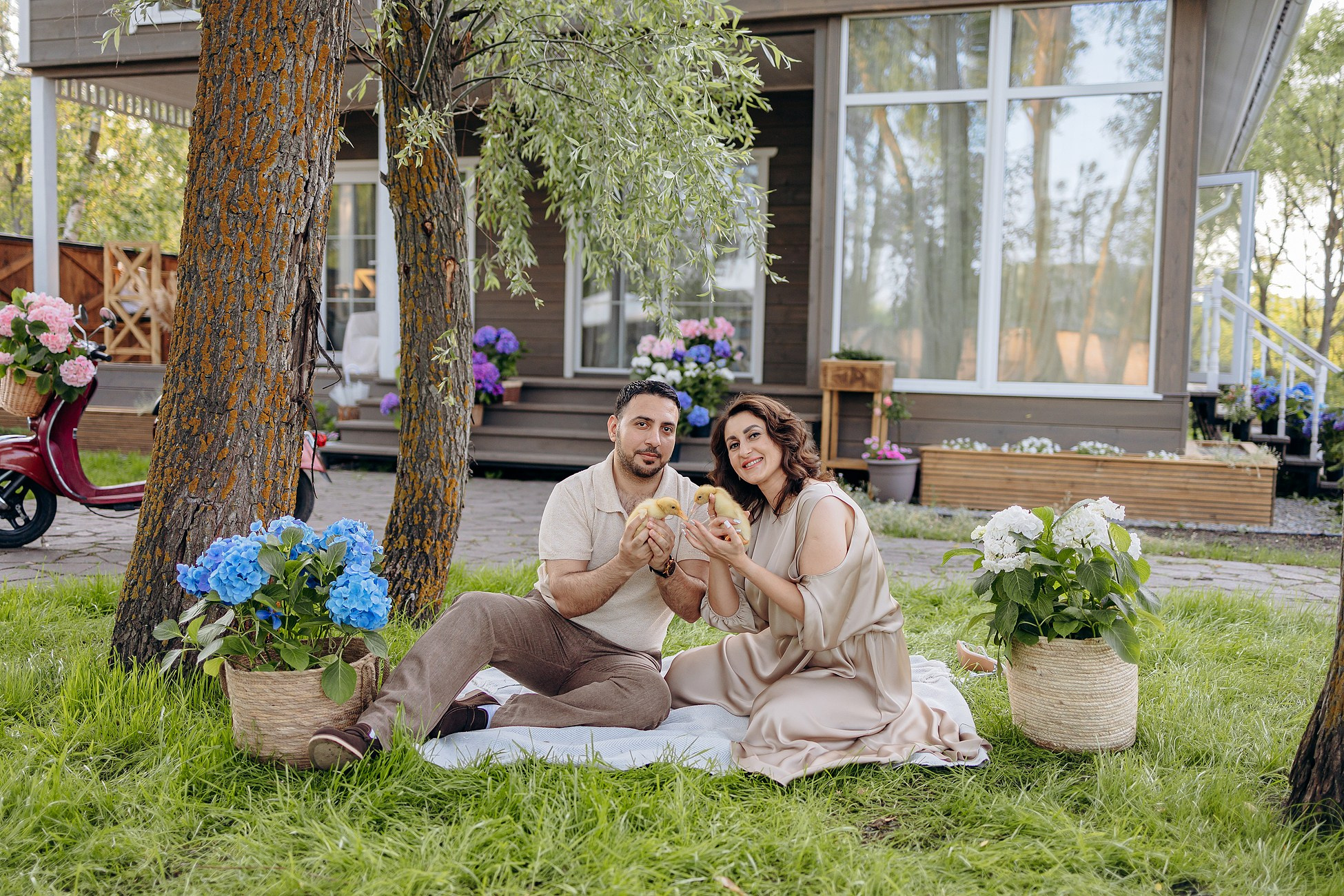 Свидание у дома с гортензией. Семейный фотограф в Пензе Мария Левина