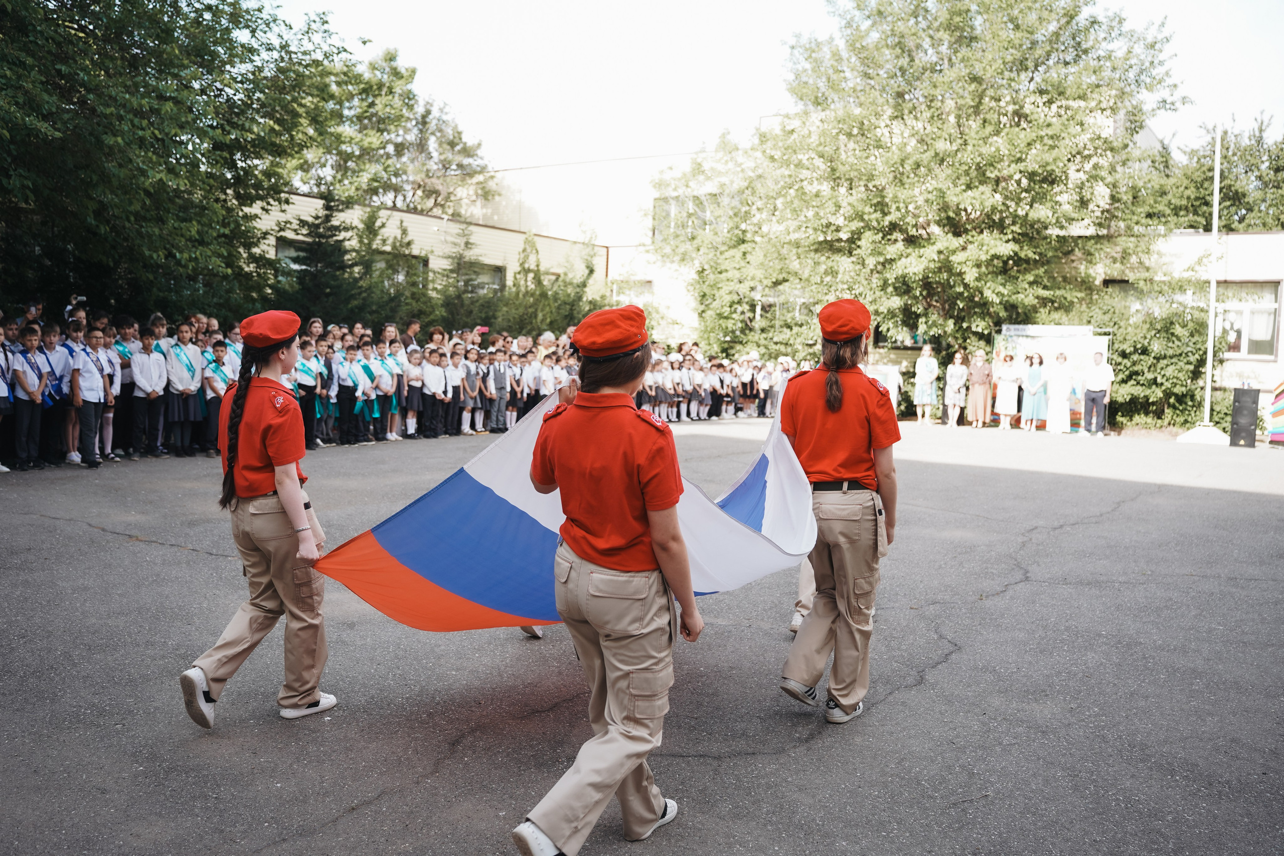 Школа. Фото и видео для вас в Астрахани!