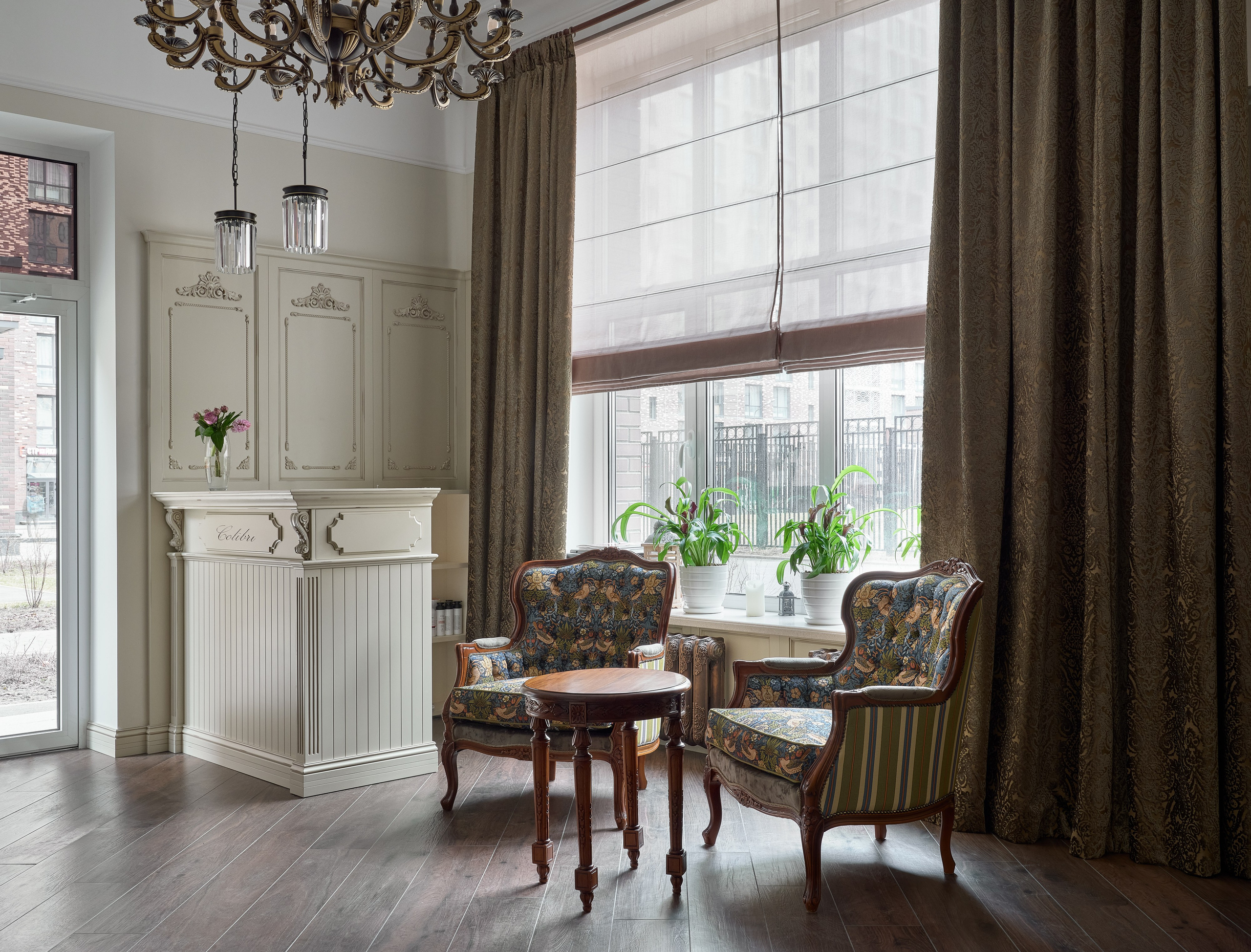 Салон красоты в классическом стиле. Фотограф Наталья Вершинина