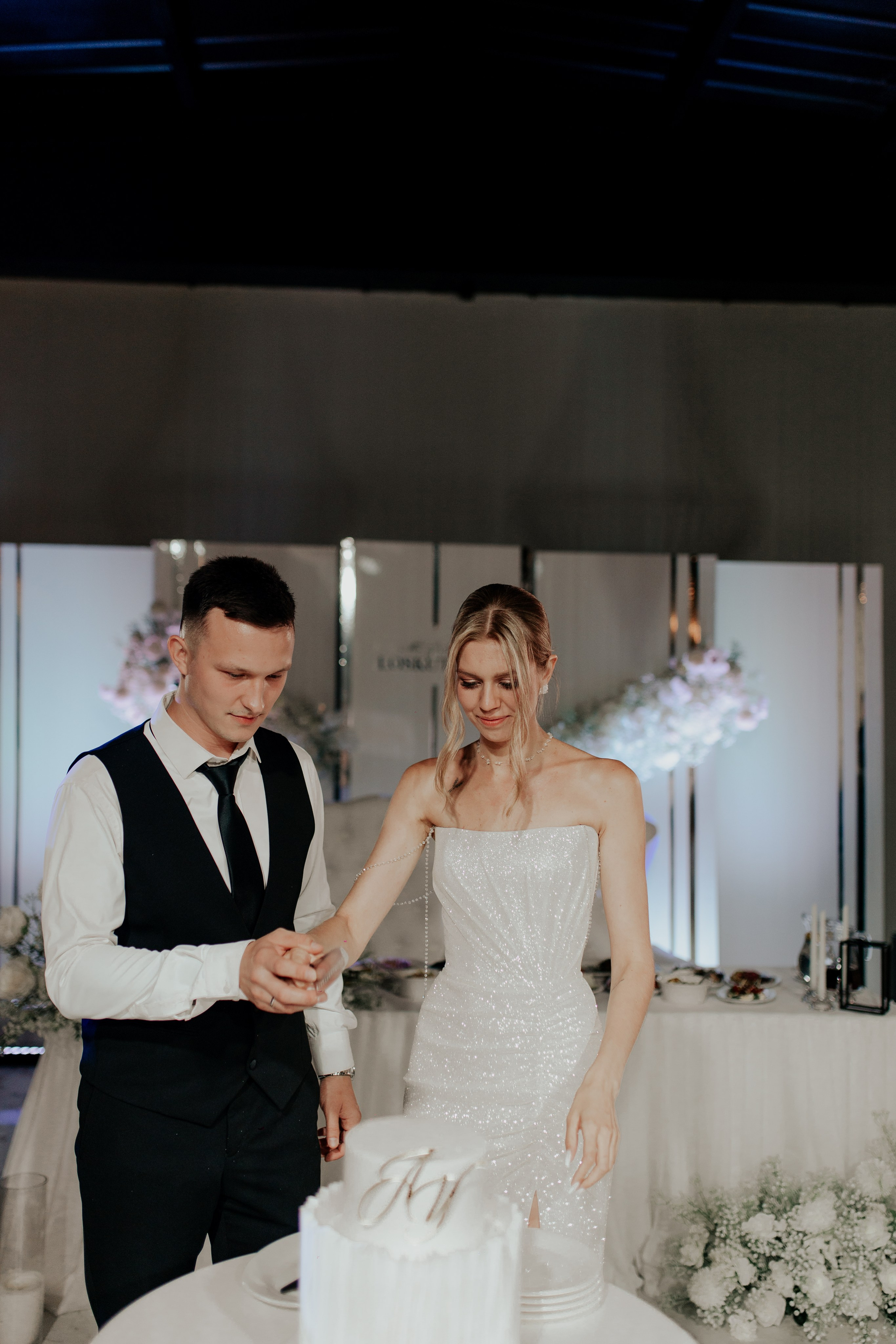 Свадебный банкет в Санкт-Петербурге — Трогательная фотосессия с родными и лавстори. Фотограф в Санкт-Петербурге Лиза Семченкова