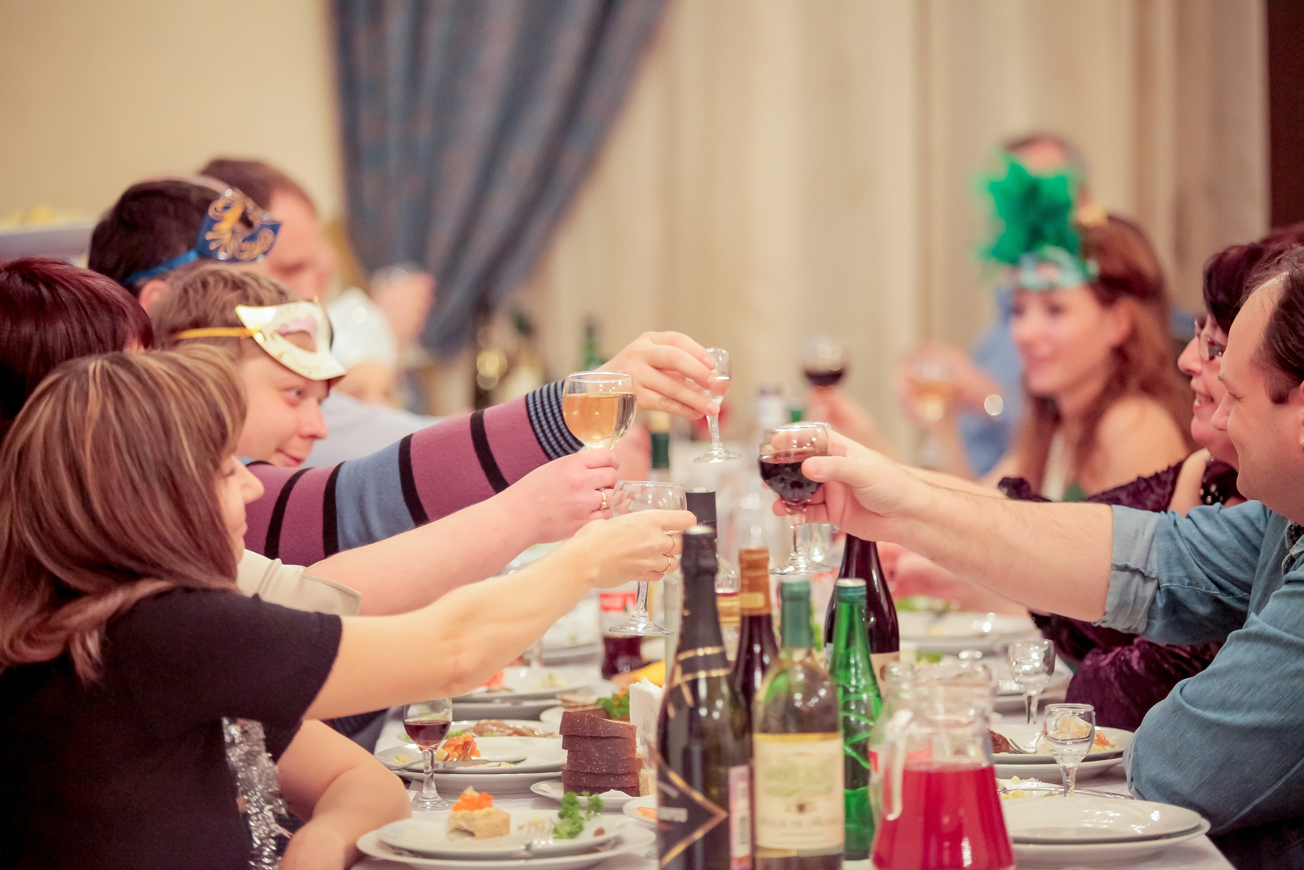 Корпоратив. Max Matvich and Victoria Basova are professionals in their field