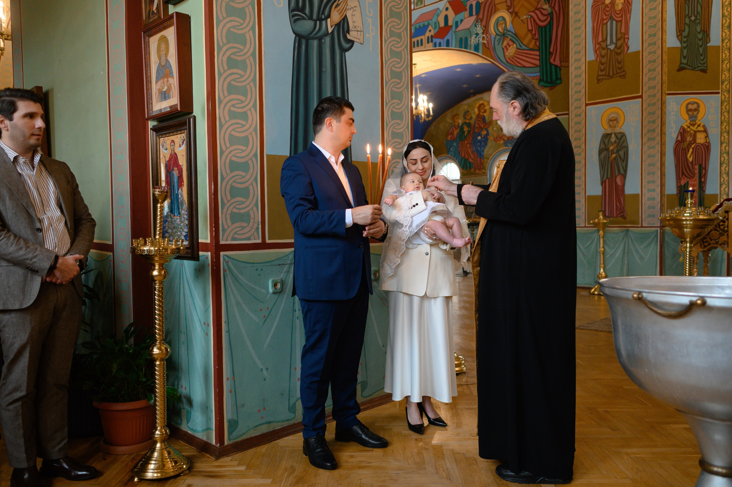 Крещение в Грузинском храме (СПб). Семейный и свадебный фотограф в Санкт-Петербурге Серафима Смирнова