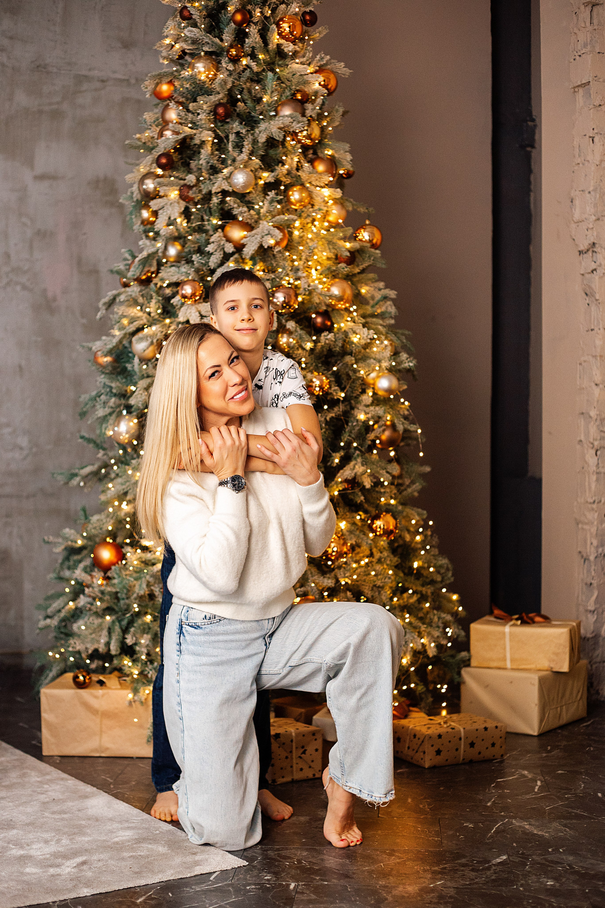 Мама и сын. Https://malovafoto.ru