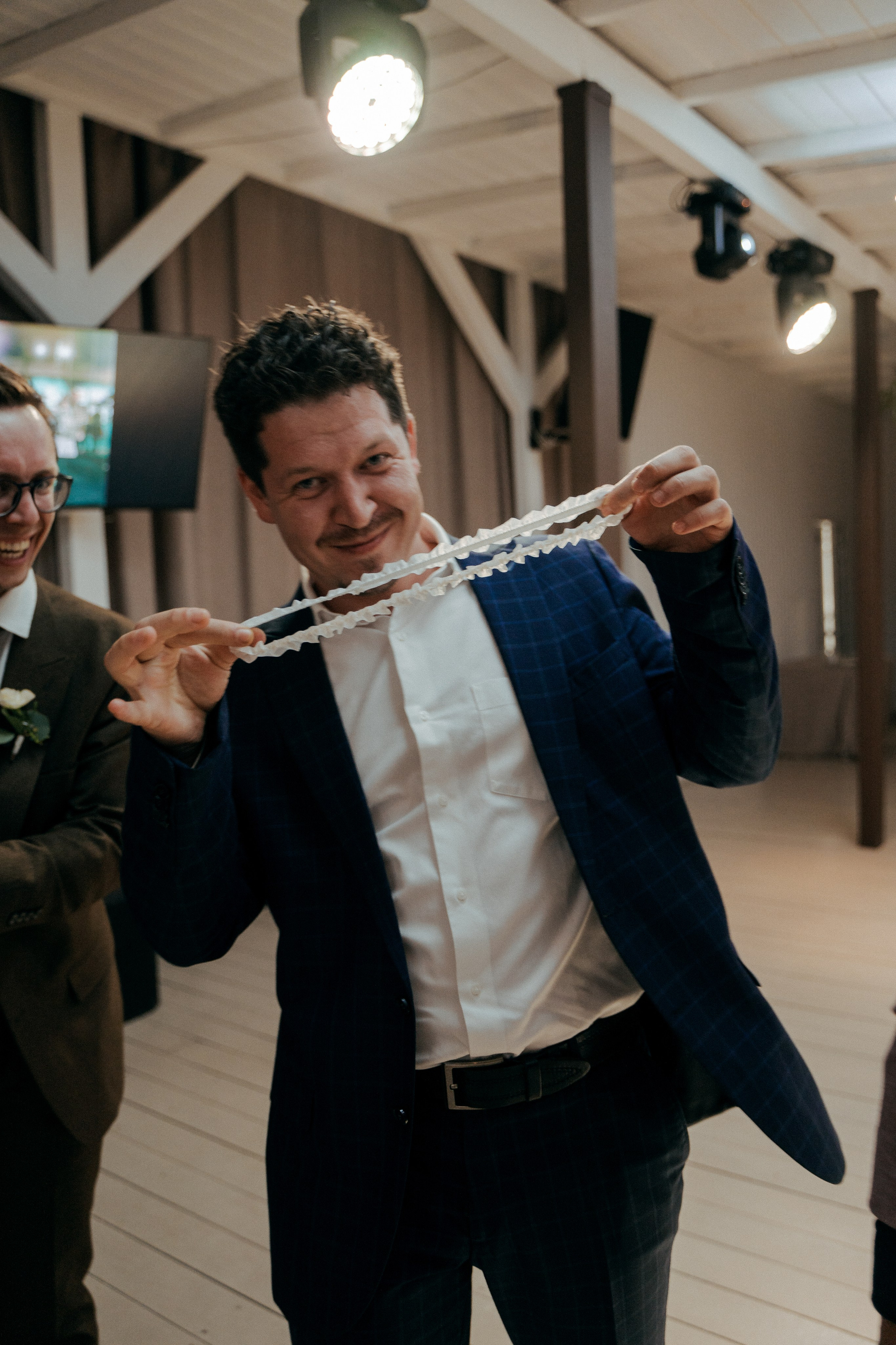 Июльский шторм с горячими сердцами. Свадебный фотограф в Санкт — Петербурге