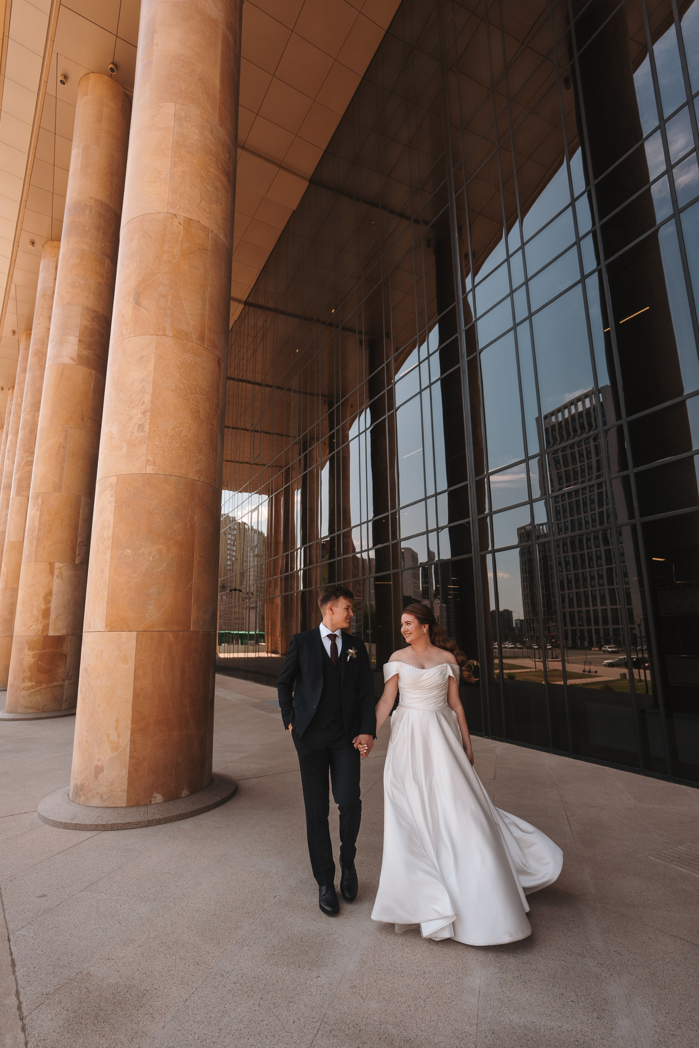 Свадьба White Hall (Dasko Garden), Уфа — фотосессия, банкет и семейные холсты