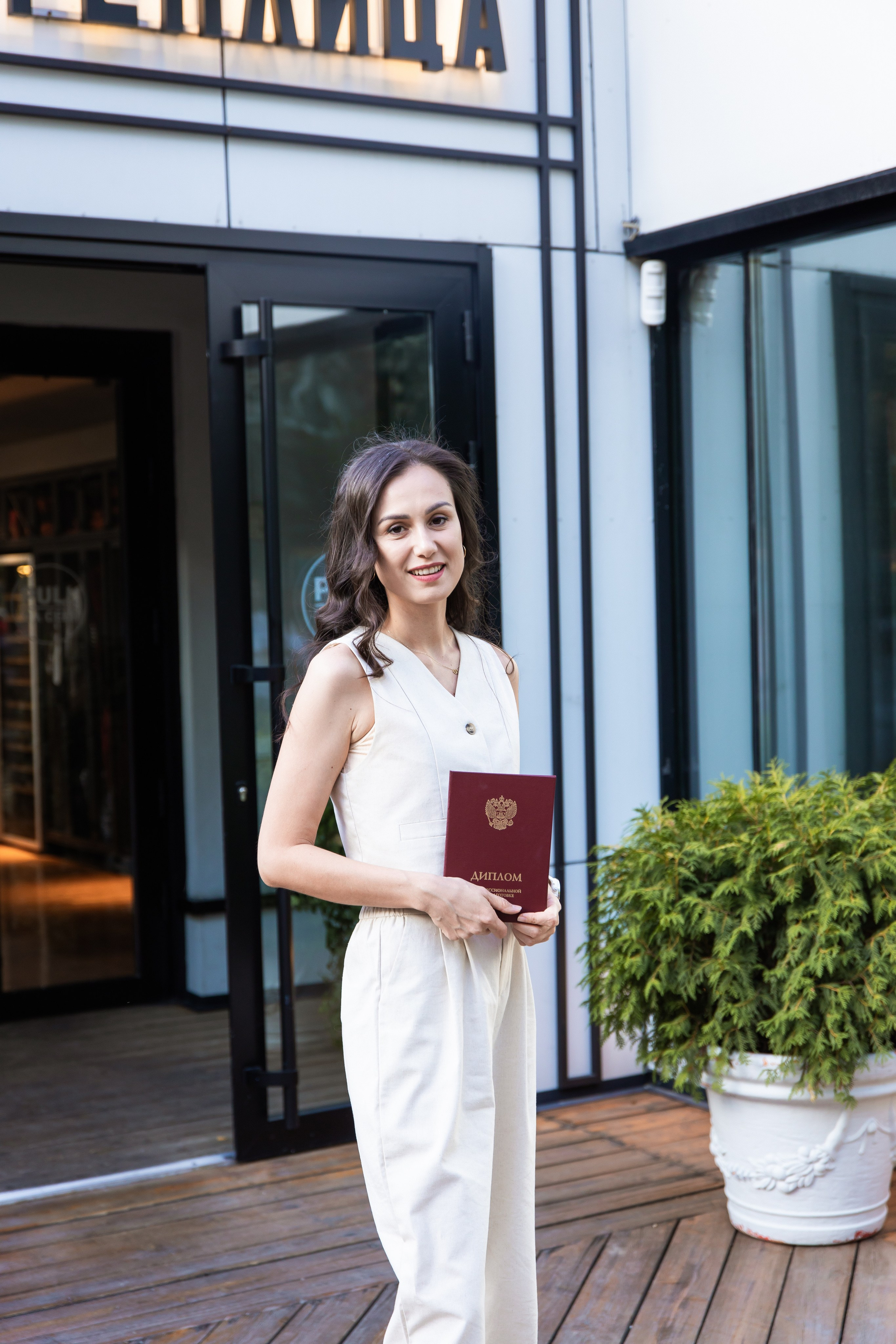 Couch. Свадебный и студийный фотограф в Алматы Ильяс Кырбаев