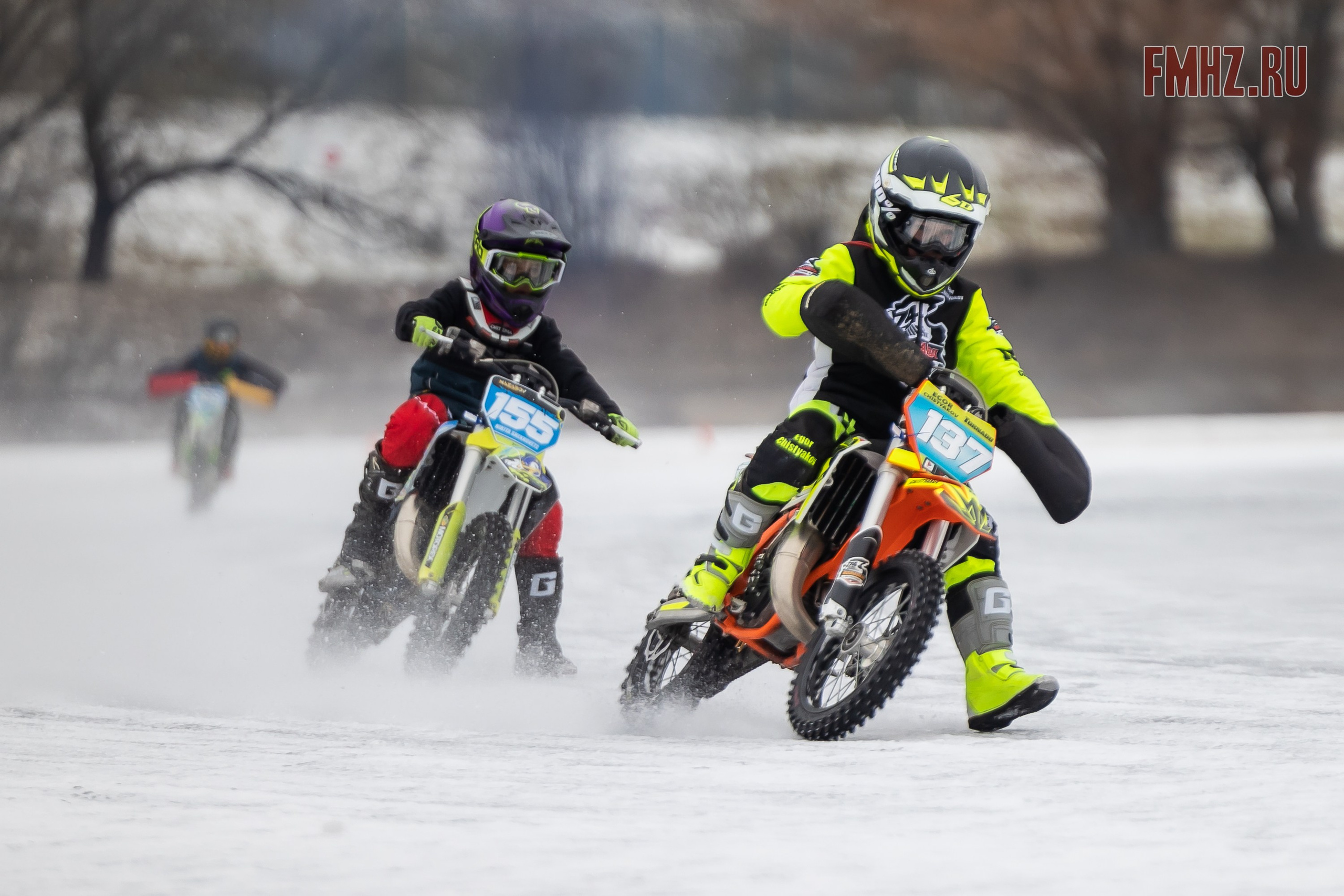 Первый этап Кубка МФР по мотокроссу на льду Большого Крылатского пруда в Москве. 8 февраля 2025 г. Фотограф Владимир Охрименко