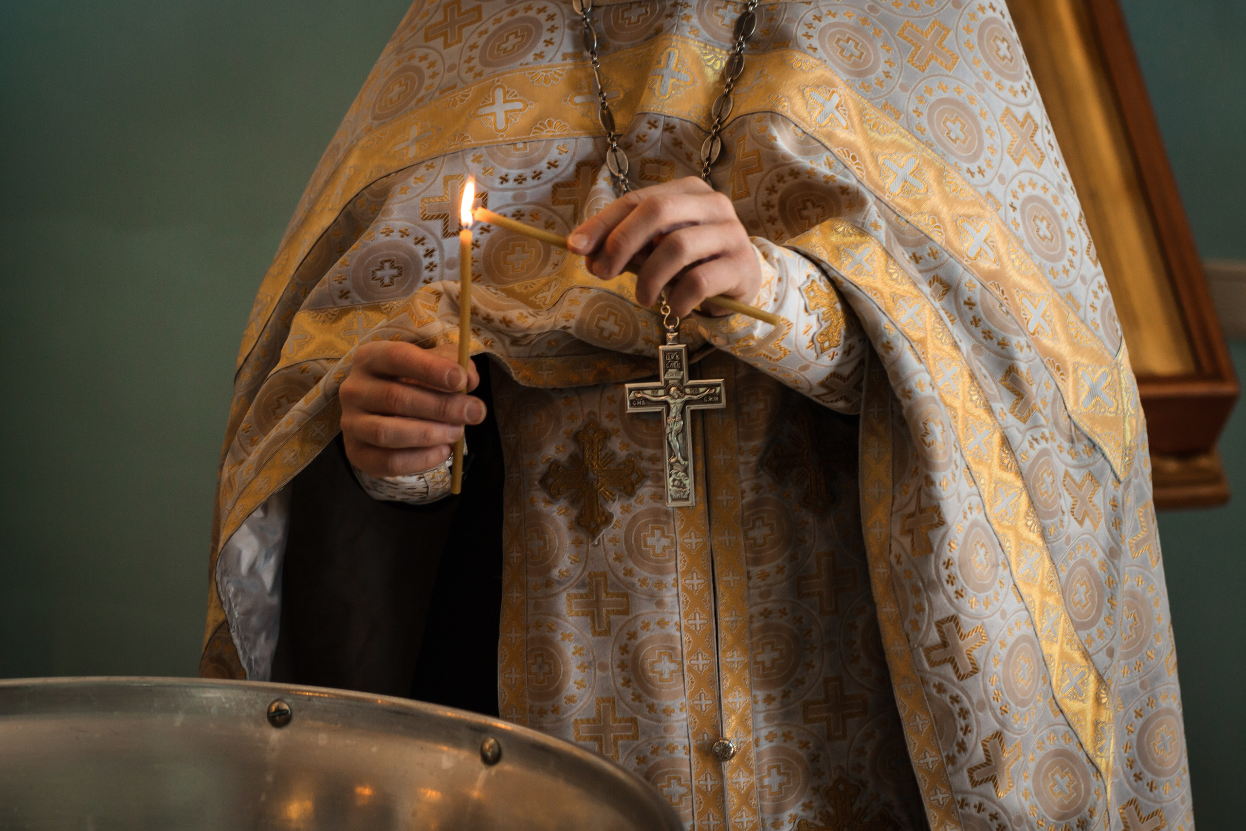 Крещение в соборе Петра и Павла в г. Сестрорецк. Контент- фотограф, рилсмейкер в Санкт- Петербурге Елена Грие