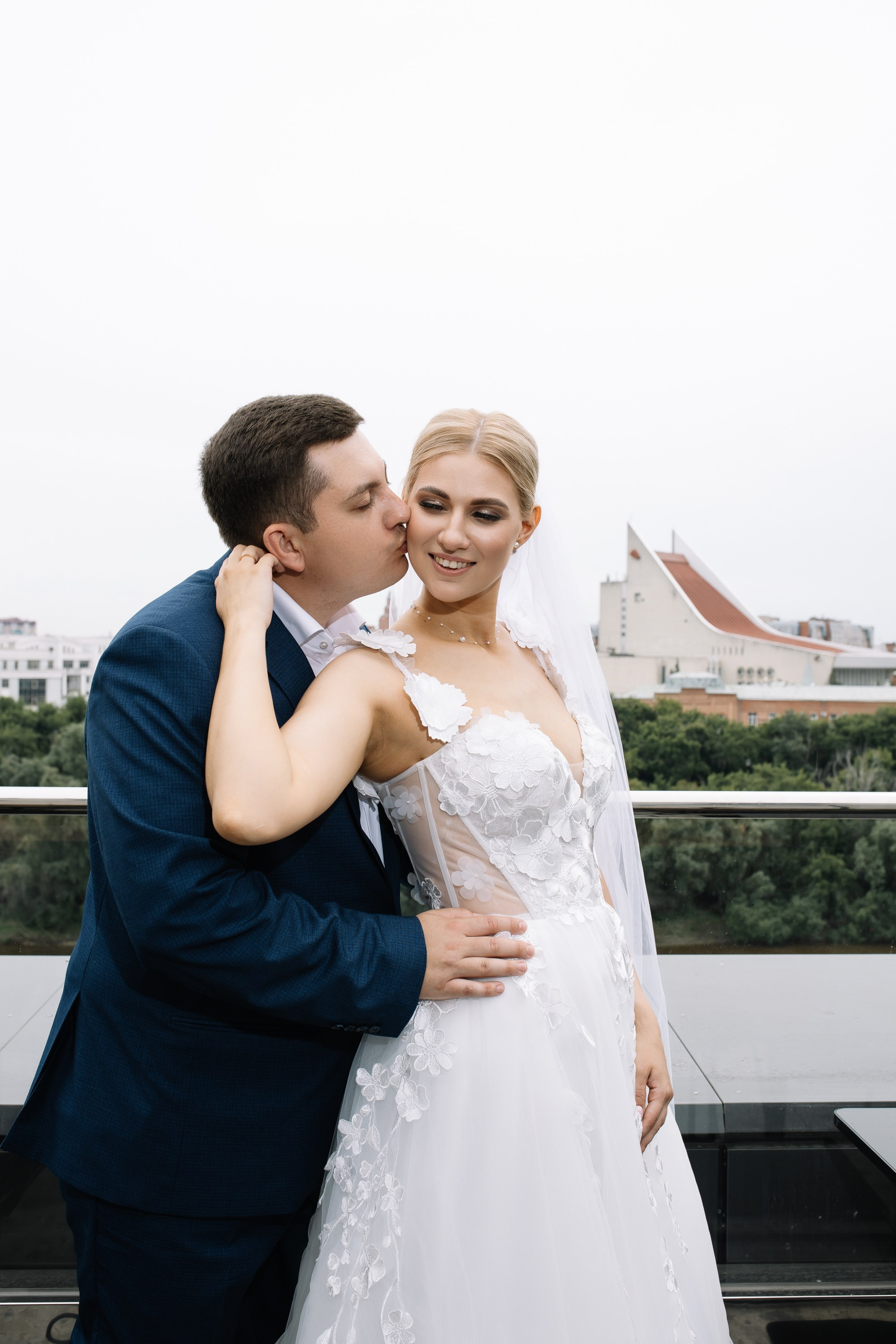 Свадьба Алёна. Свадебный фотограф и видеограф в Омске — Виталий и Алёна Орлянд