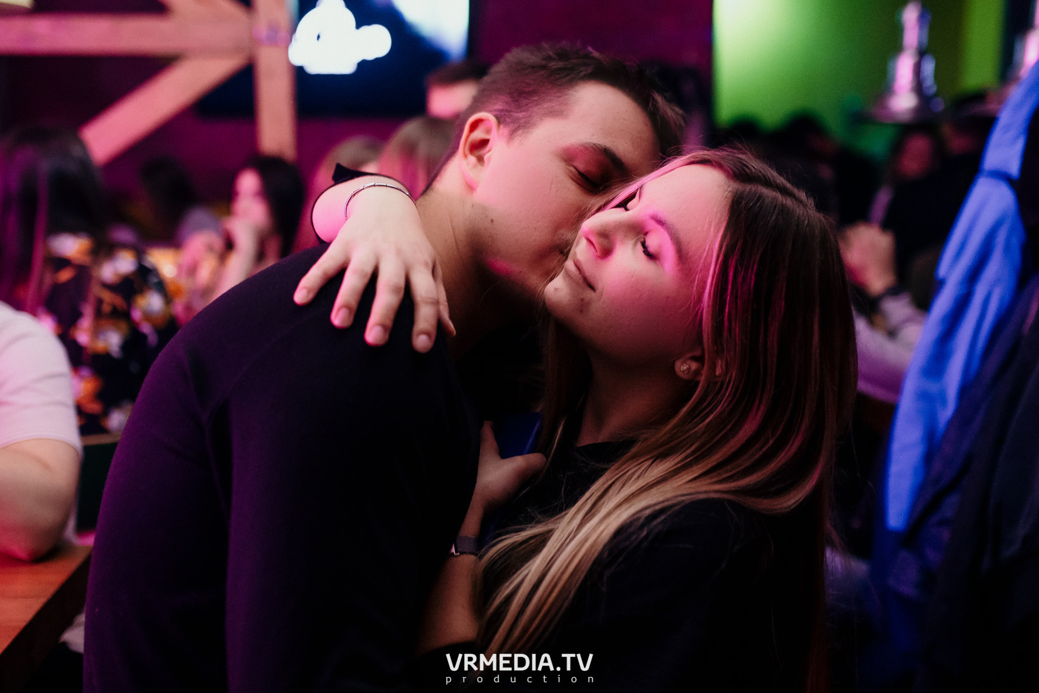 Выходные в баре «Cosmo»