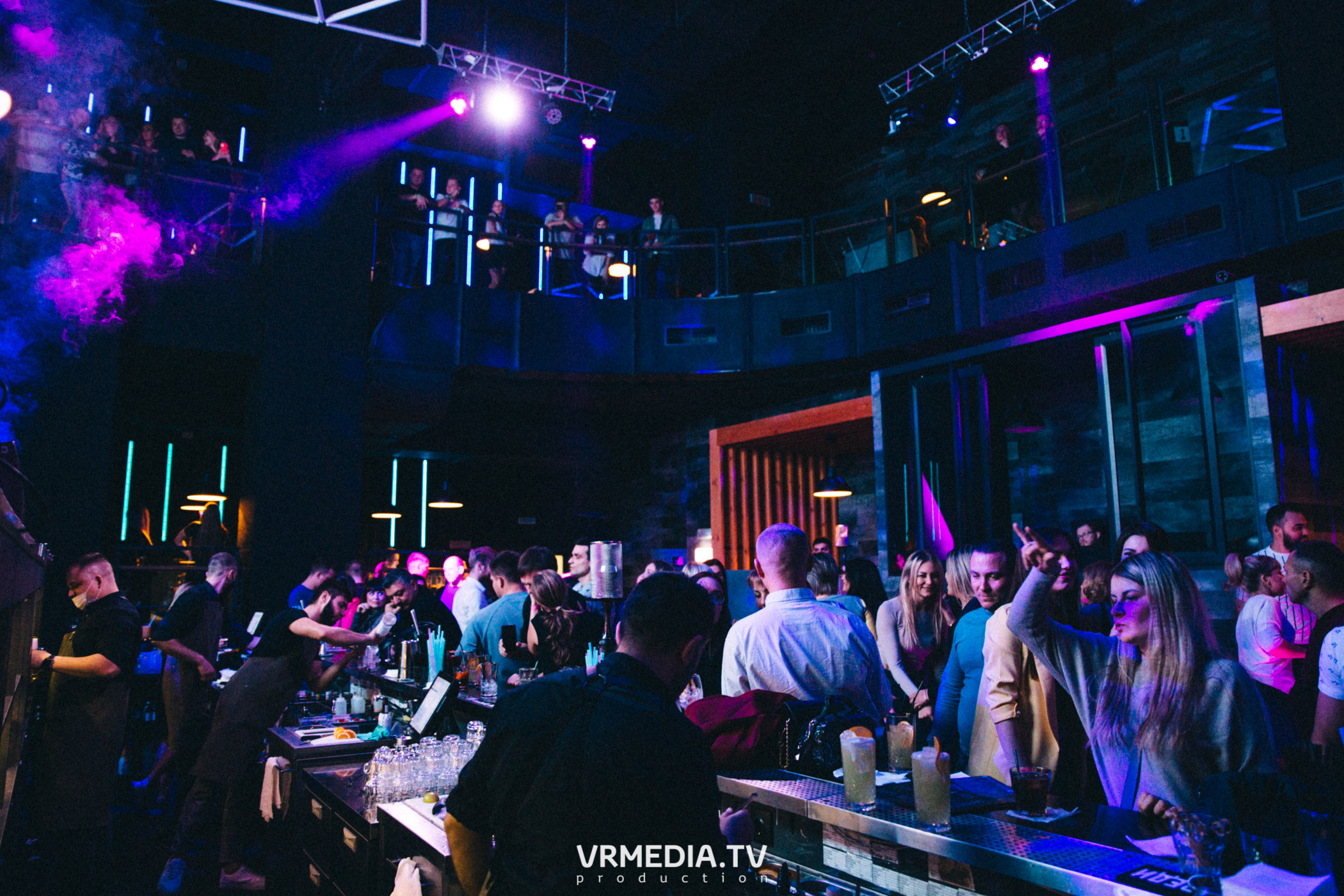 DJ Mikis в НК «Эфир»