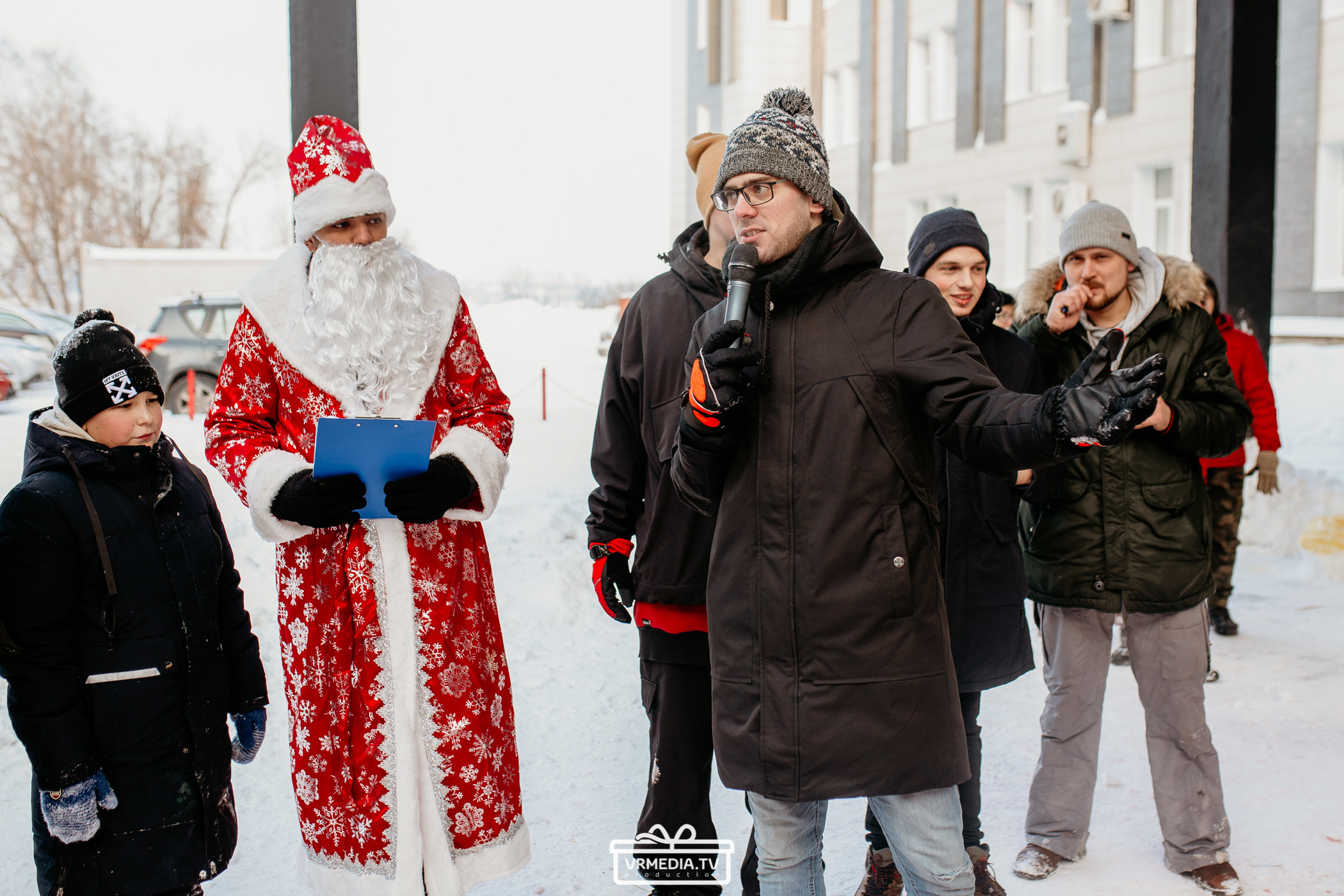 Большая новогодняя «Елка» в культурном пространстве «Редакция»