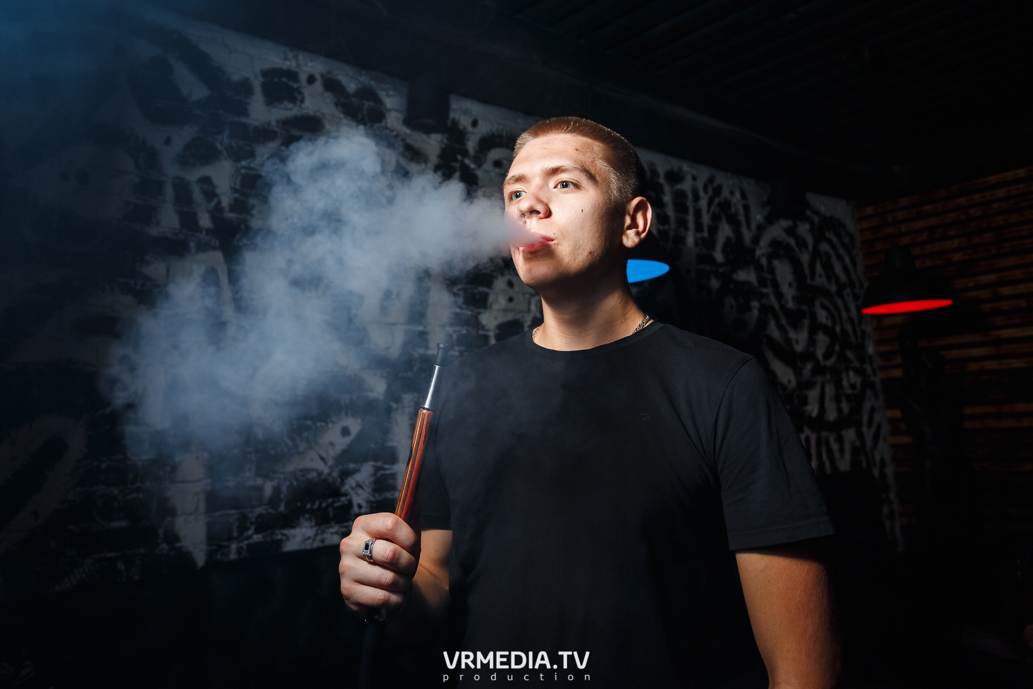 Выходные в баре «Глотай»