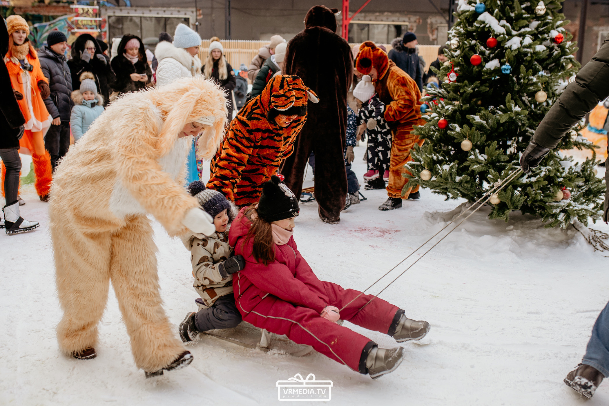 Большая новогодняя «Елка» в культурном пространстве «Редакция»
