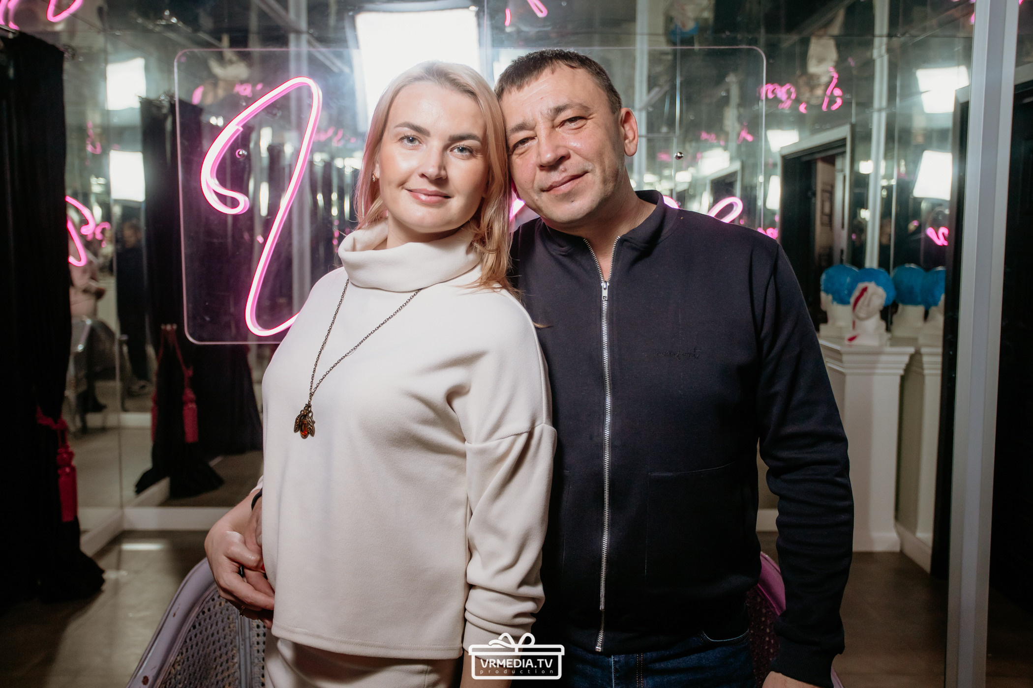 Новый год в караоке «Volna»