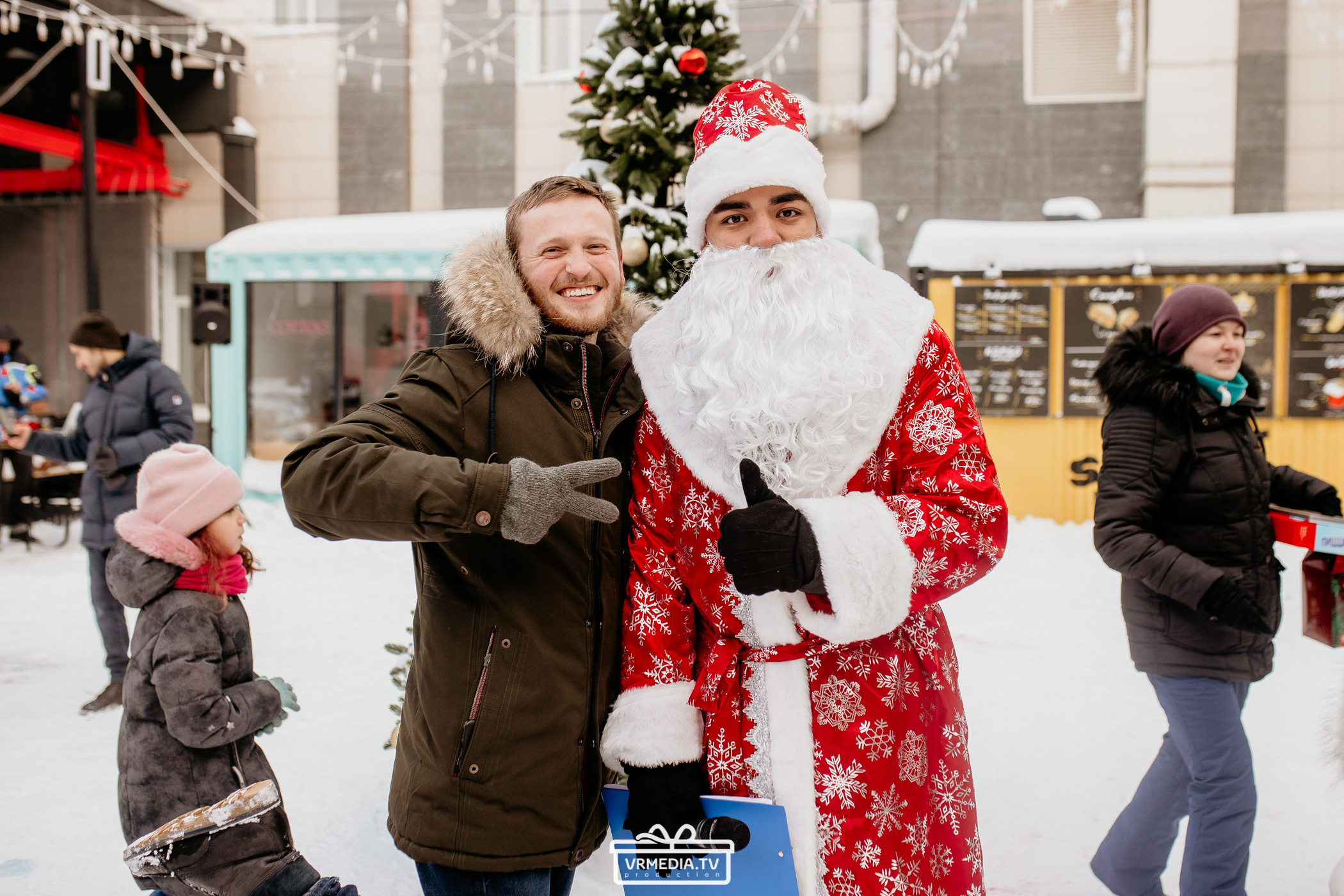 Большая новогодняя «Елка» в культурном пространстве «Редакция»
