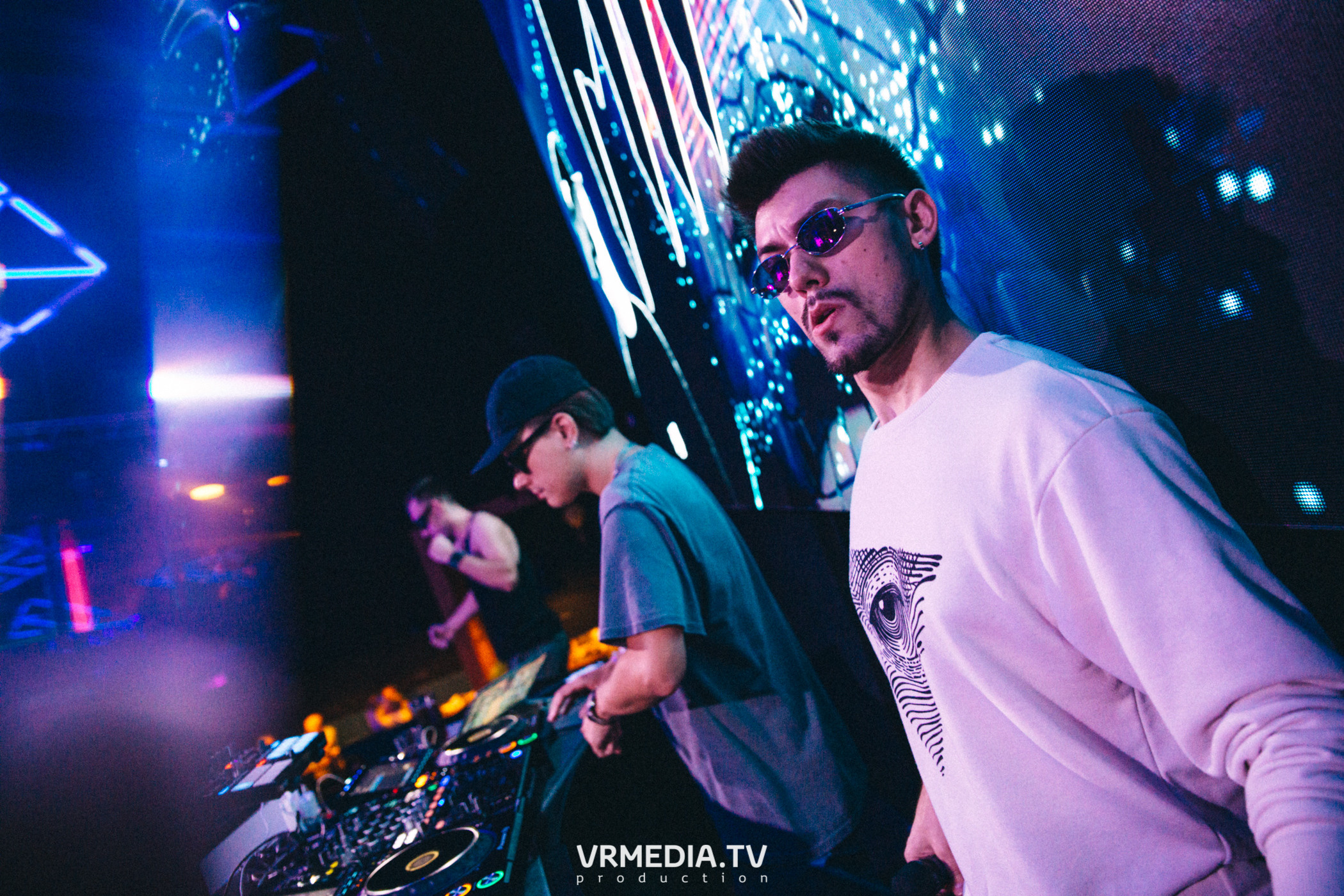 DJ Mikis в НК «Эфир»