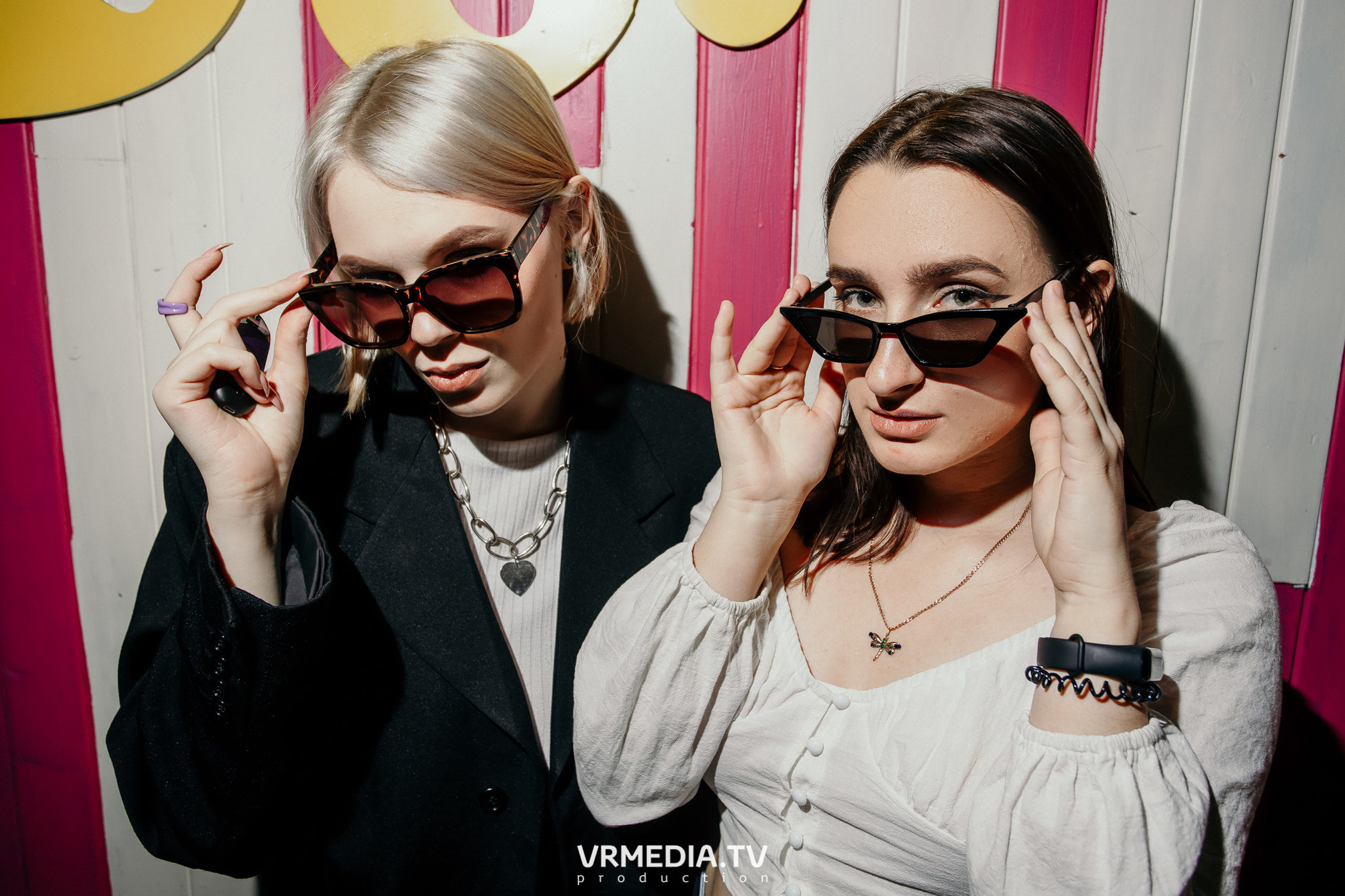 Выходные в баре «Cosmo»