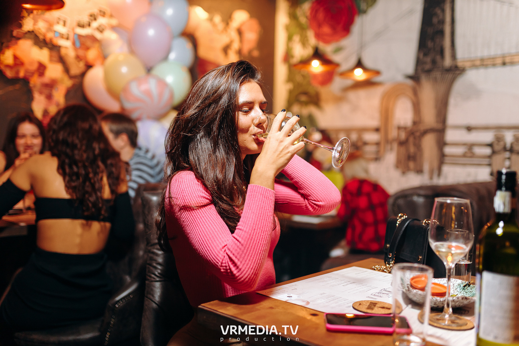 Выходные в баре «Blocknot»