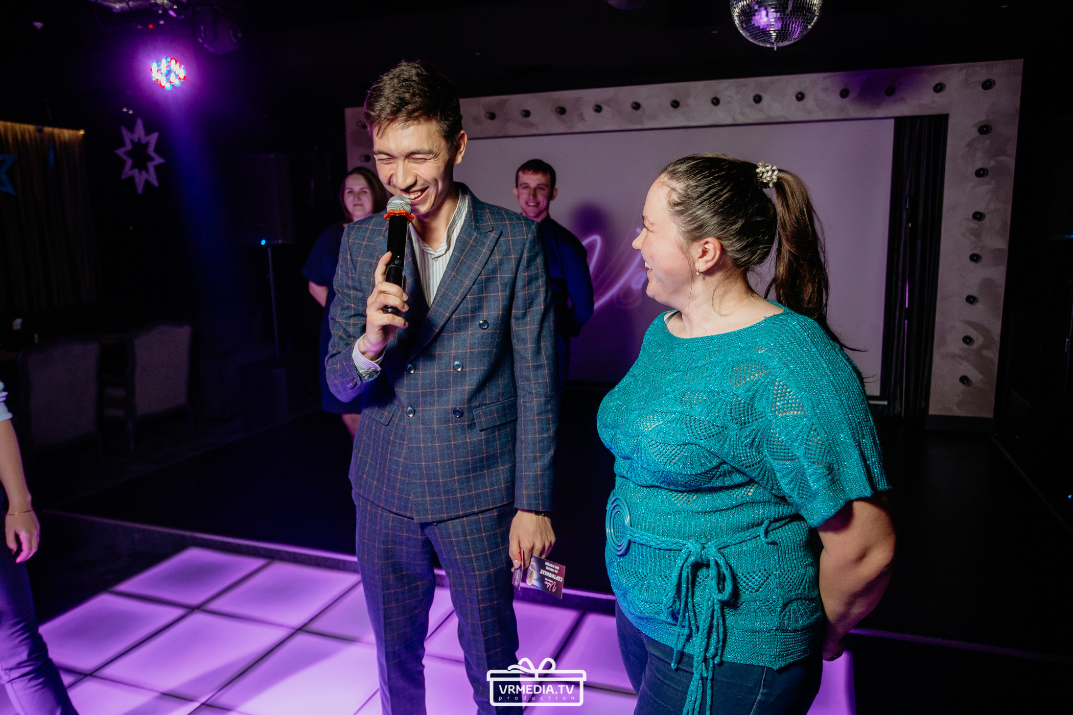 День рождения караоке «Volna»