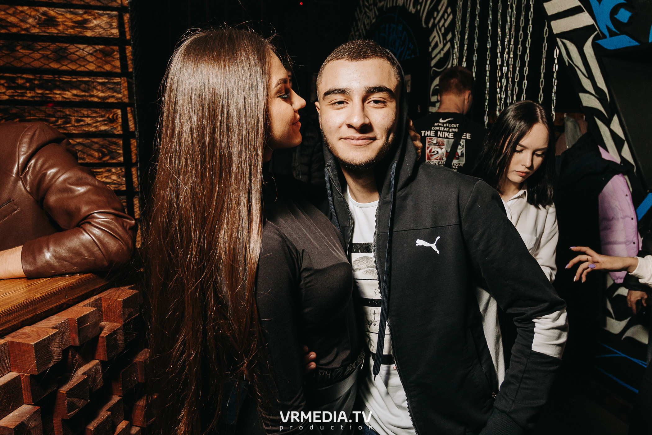 Halloween в баре «Глотай»