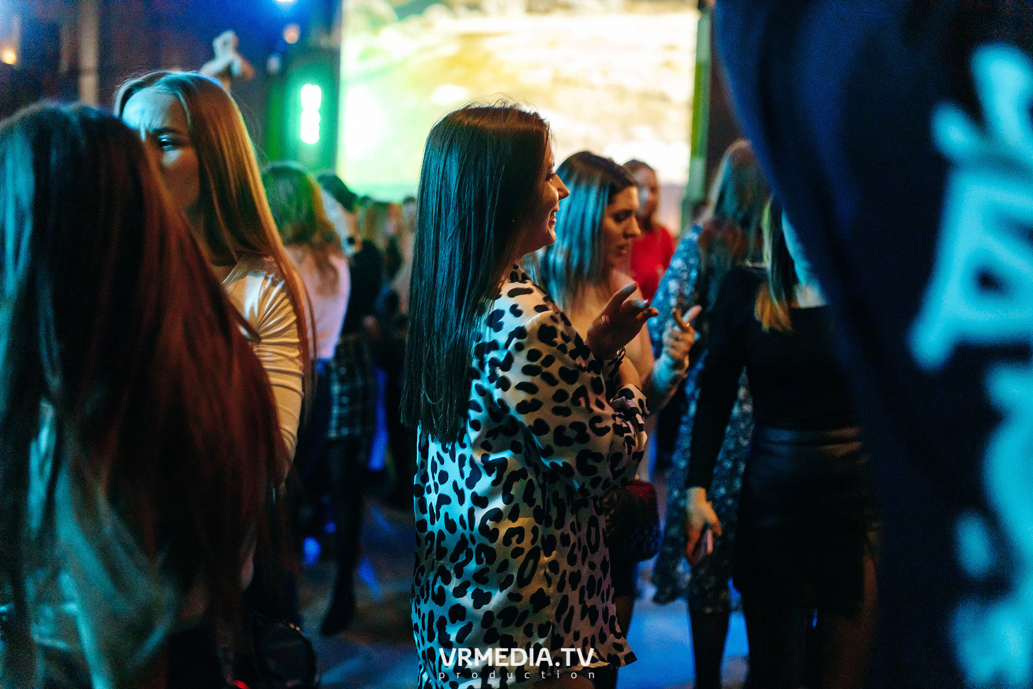 Выходные в баре «DOSKI»