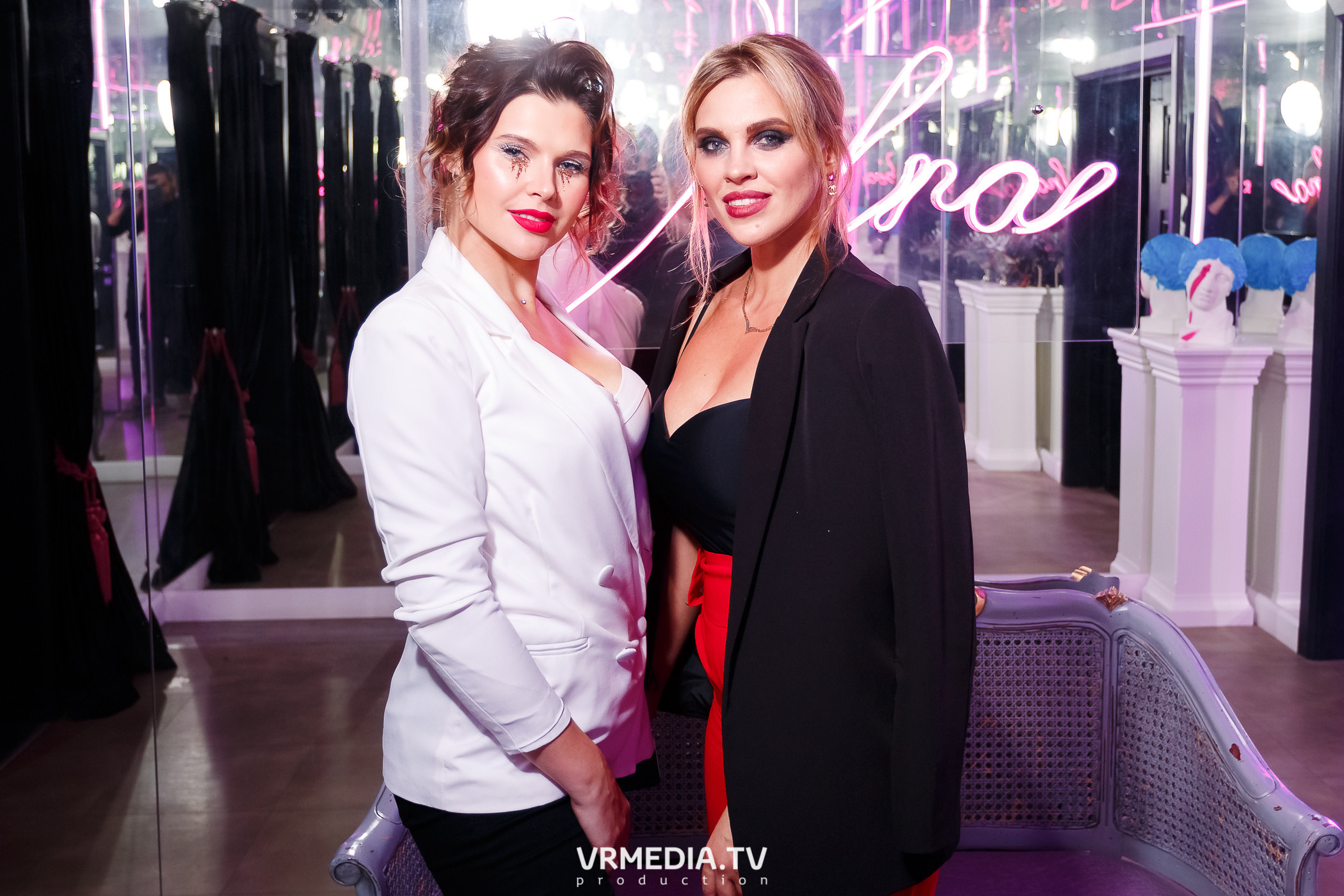 Halloween в караоке-баре «Volna»