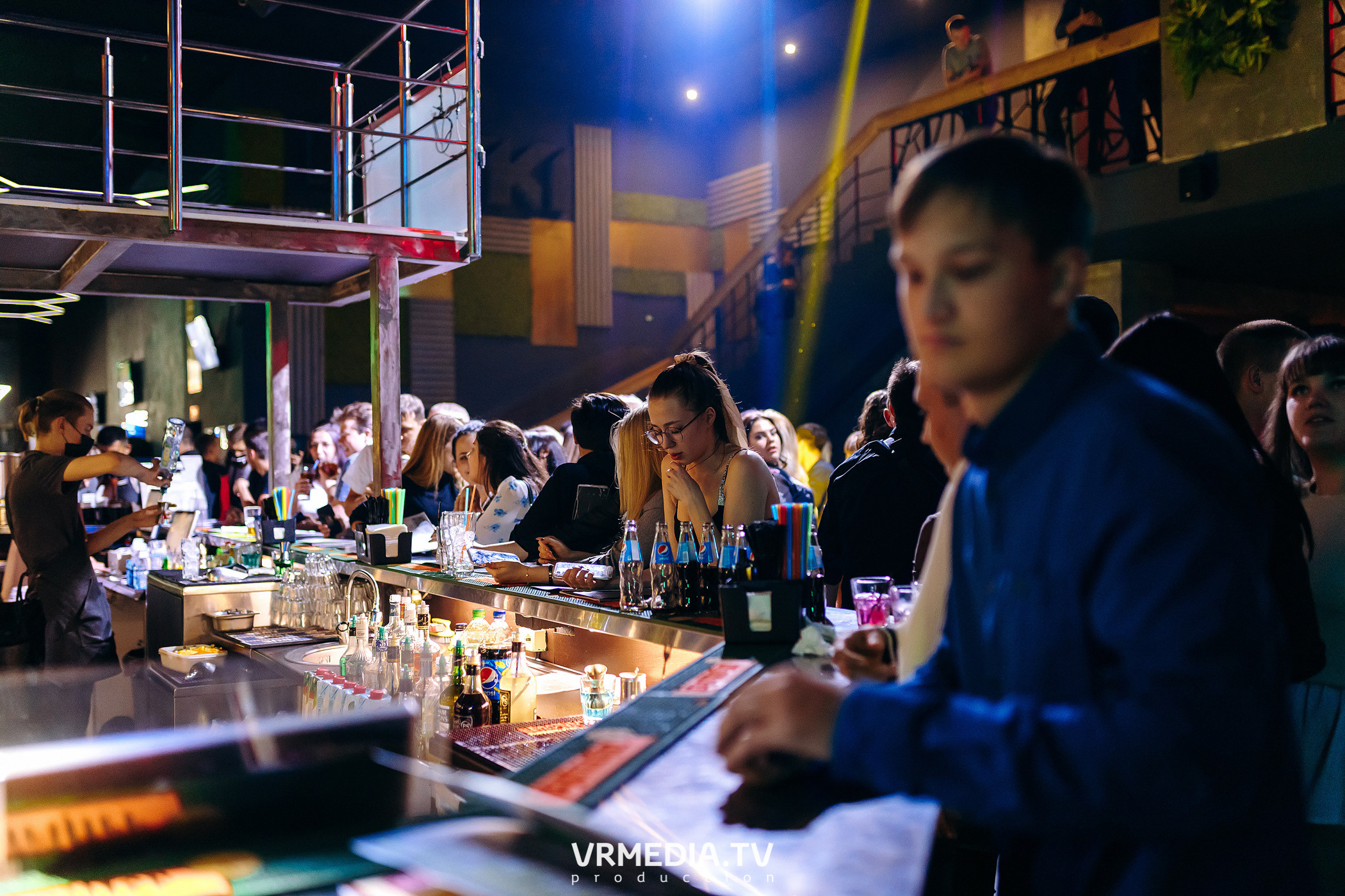 Выходные в баре «DOSKI»