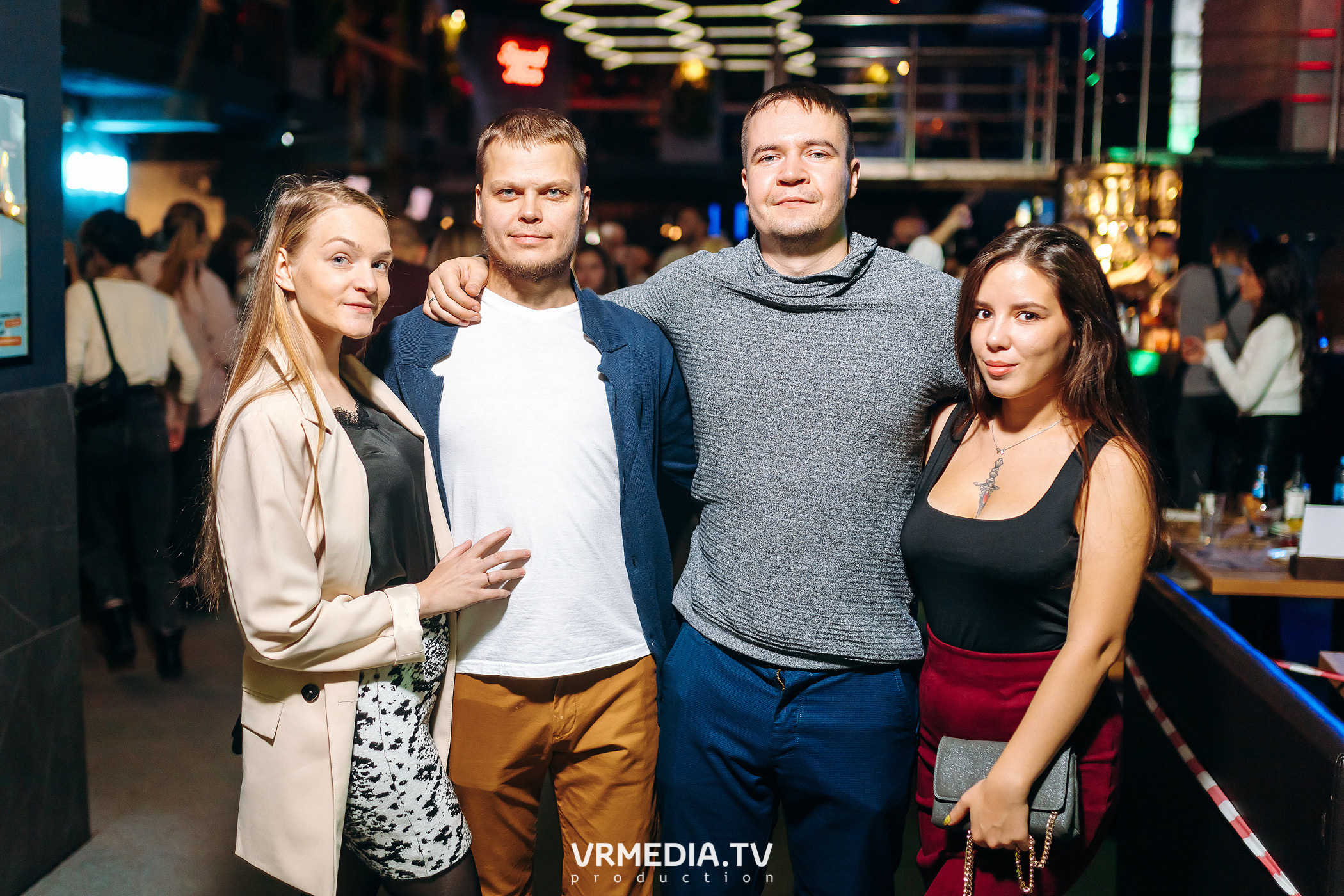 Выходные в баре «DOSKI»