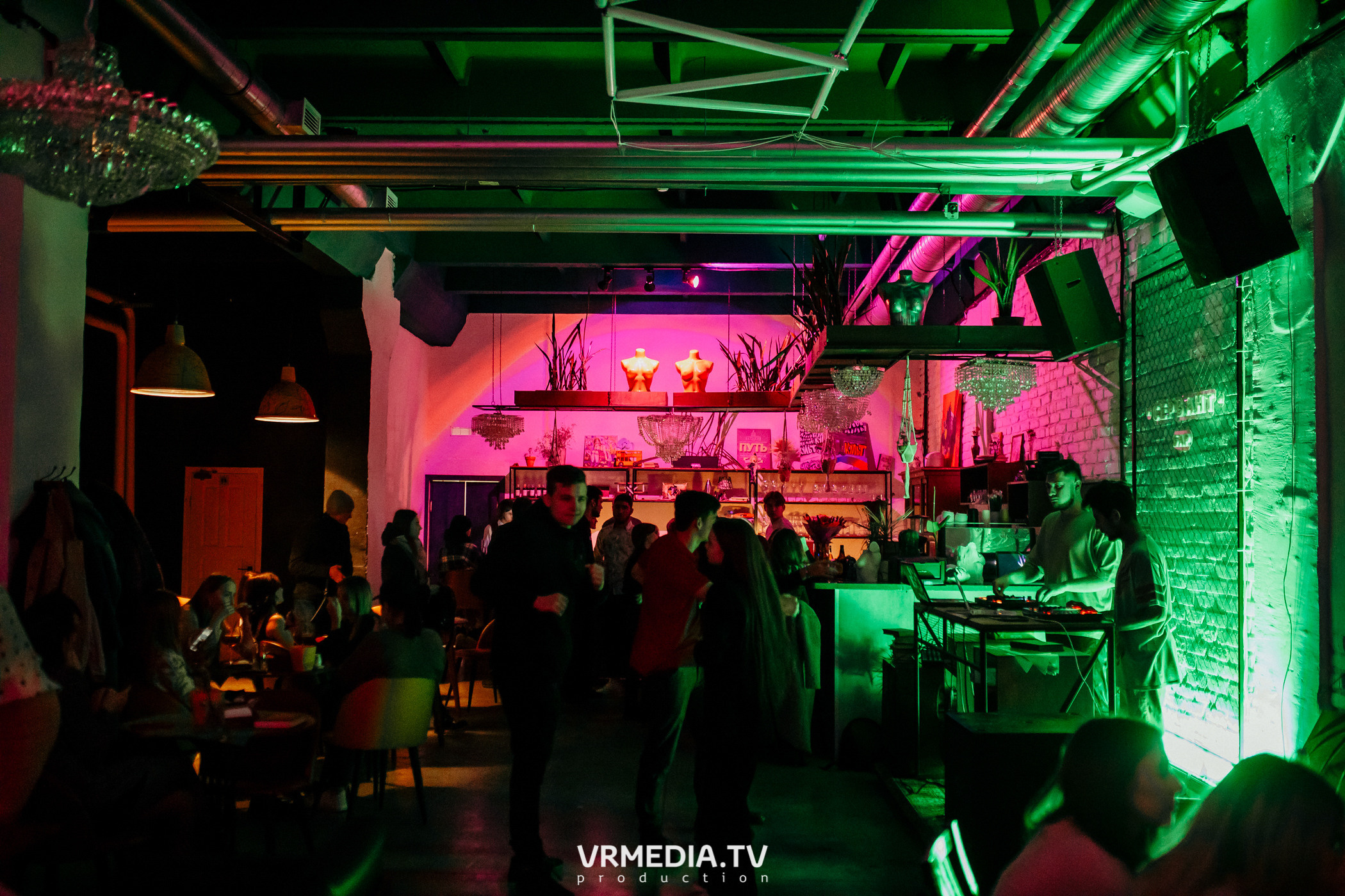 Just Dee B2B Saidex (Новокузнецк) в баре «Сервант»