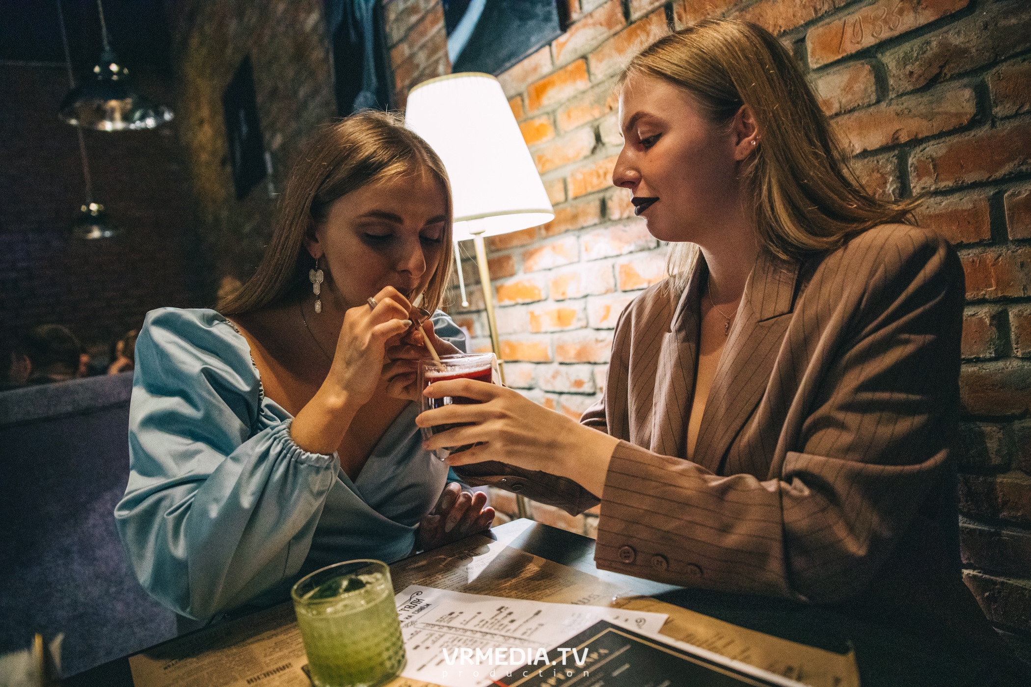 Just Lovers в баре «Толк»