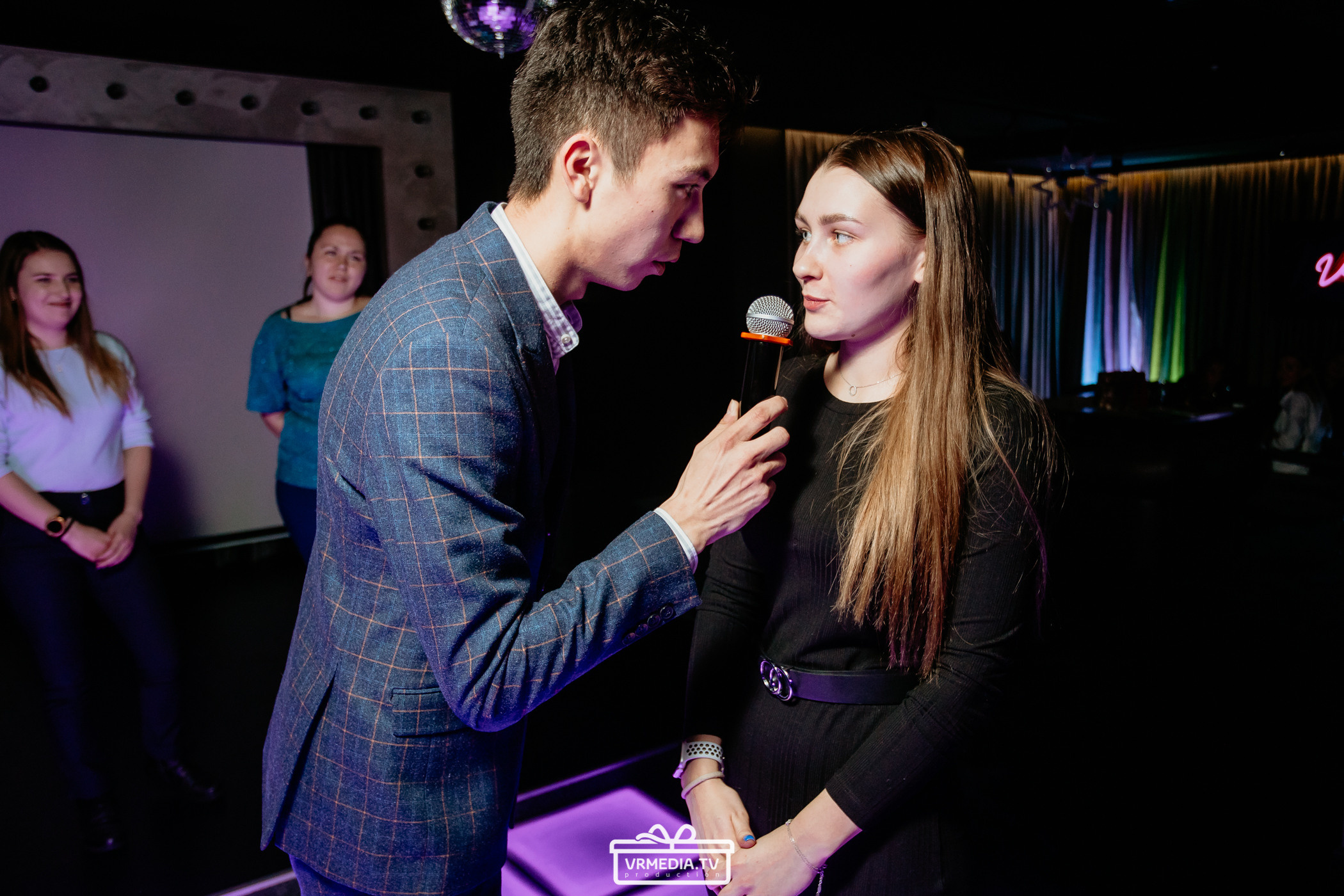 День рождения караоке «Volna»