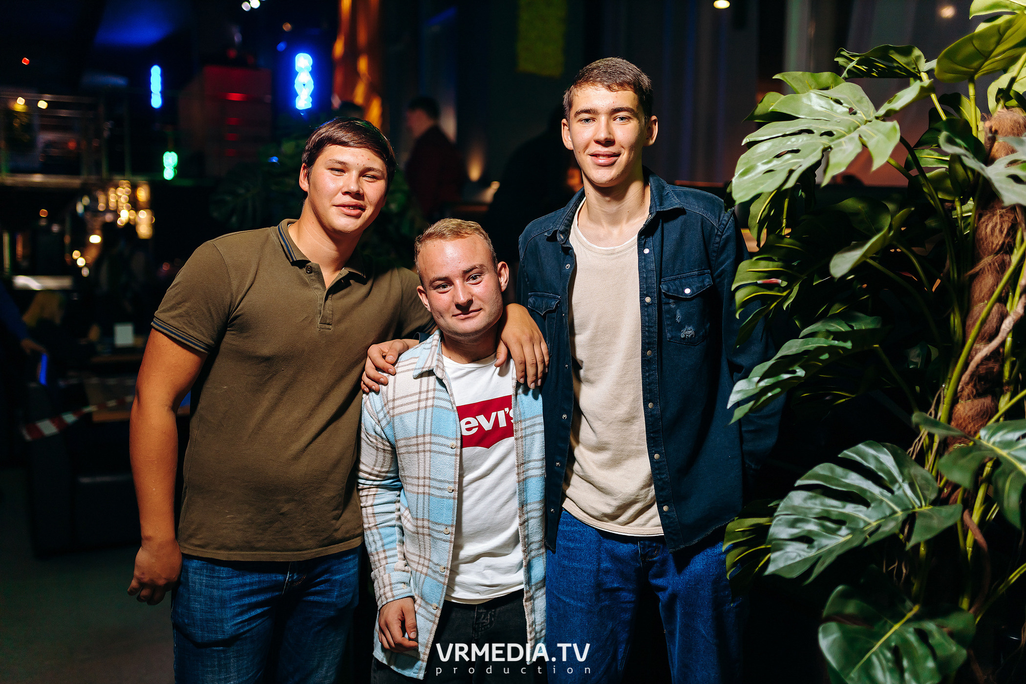 Выходные в баре «DOSKI»