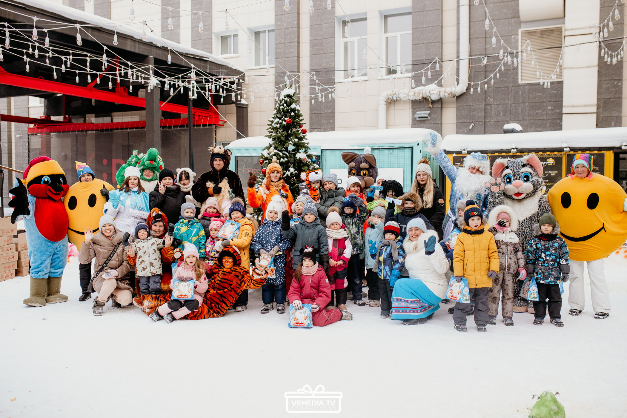 Большая новогодняя «Елка» в культурном пространстве «Редакция»