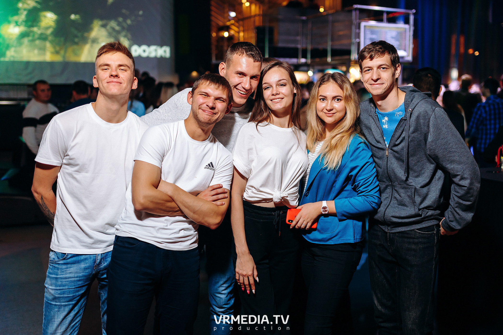 Выходные в баре «DOSKI»