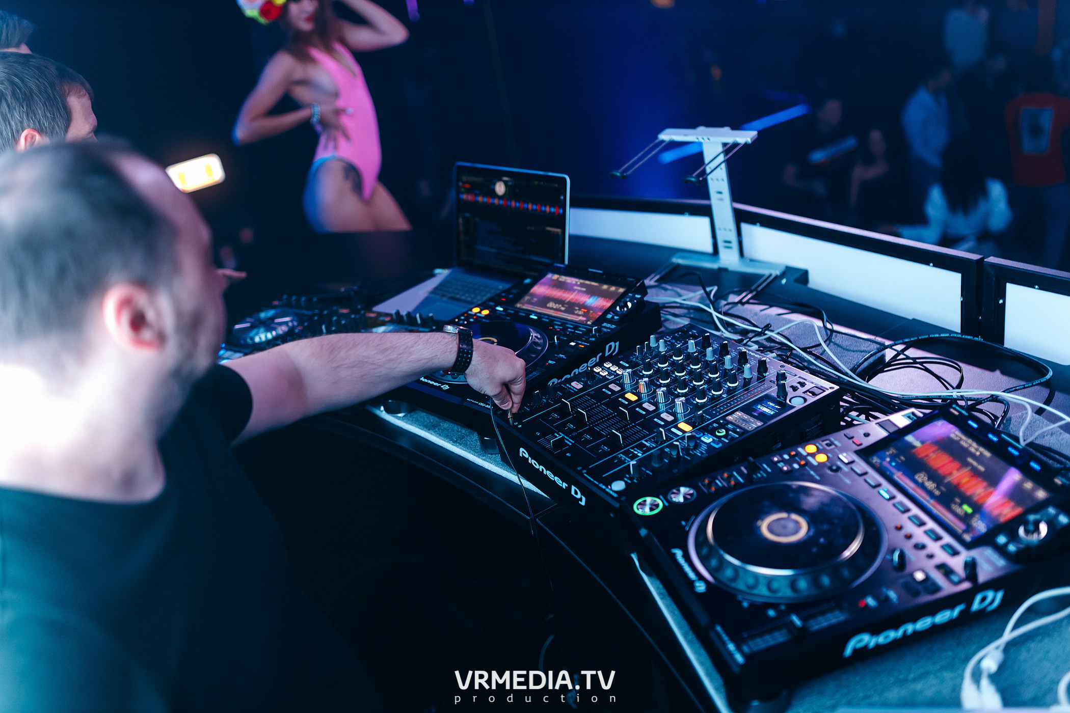 Live broadcast в НК «Эфир»