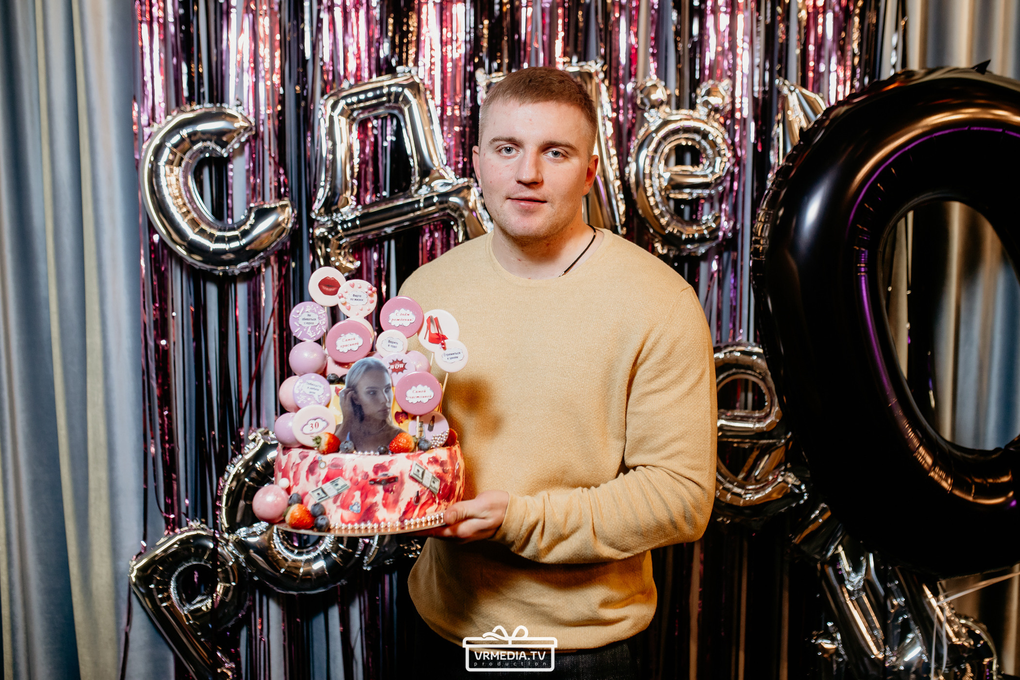 День рождения караоке «Volna»