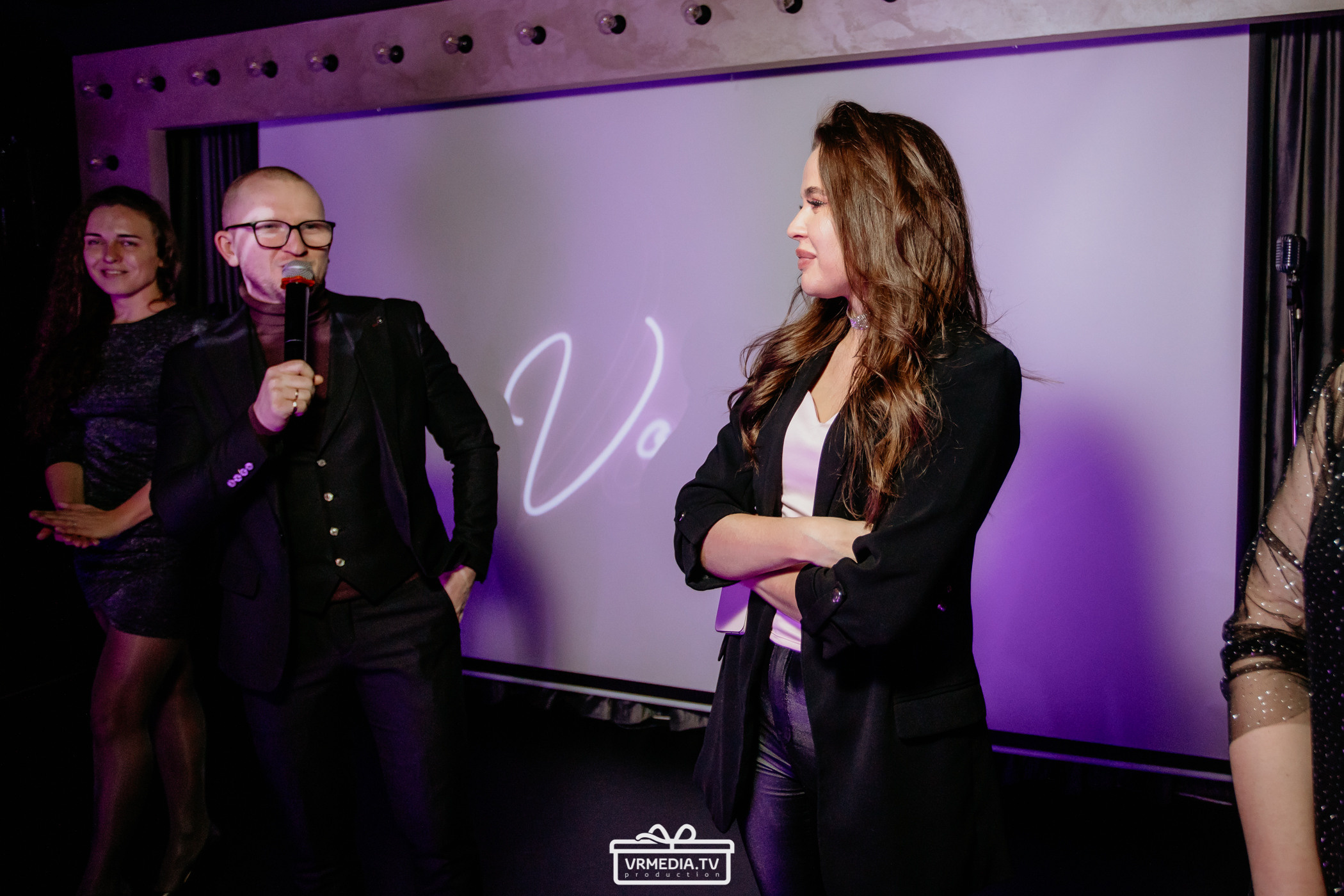 Новый год в караоке «Volna»