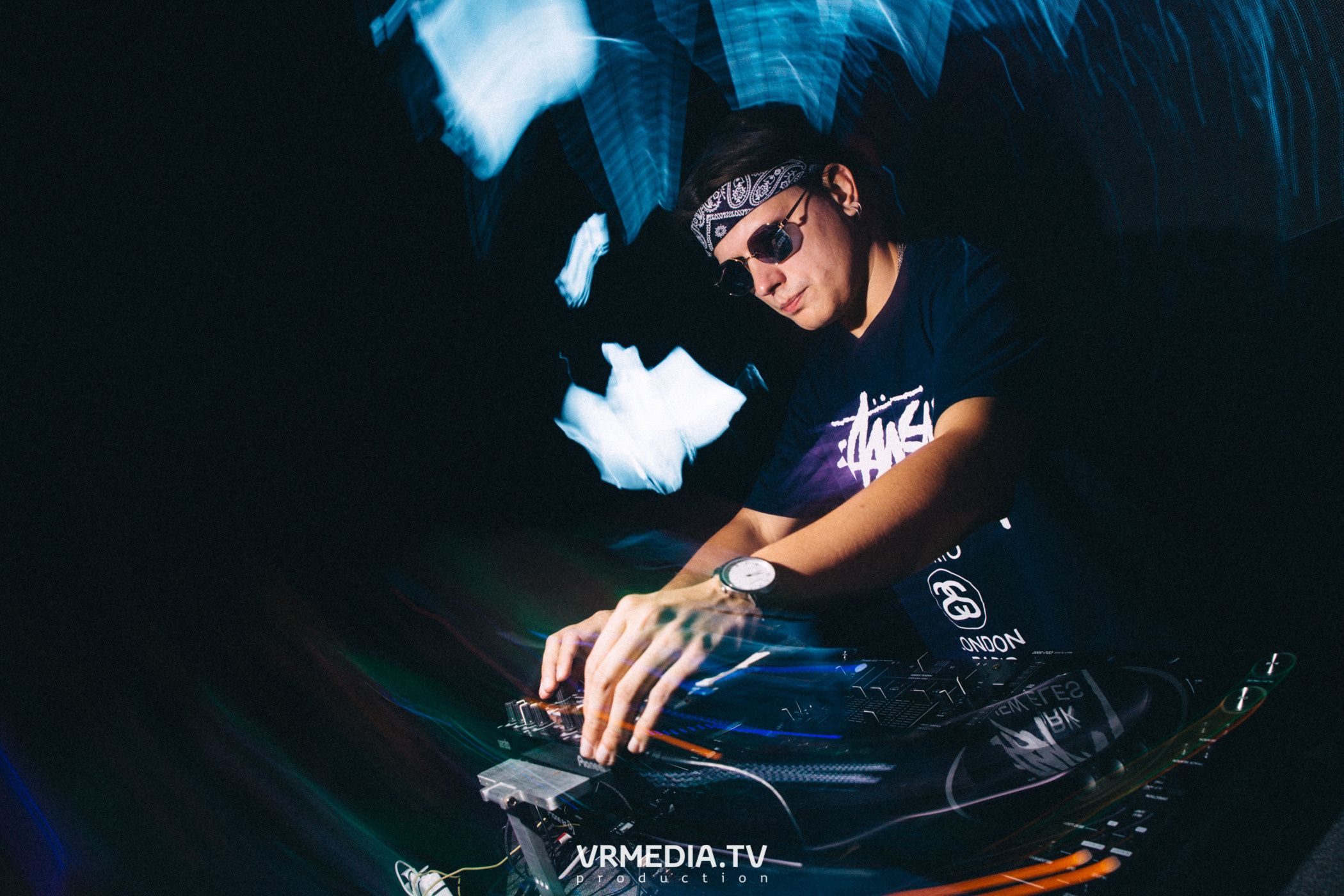 DJ Mikis в НК «Эфир»