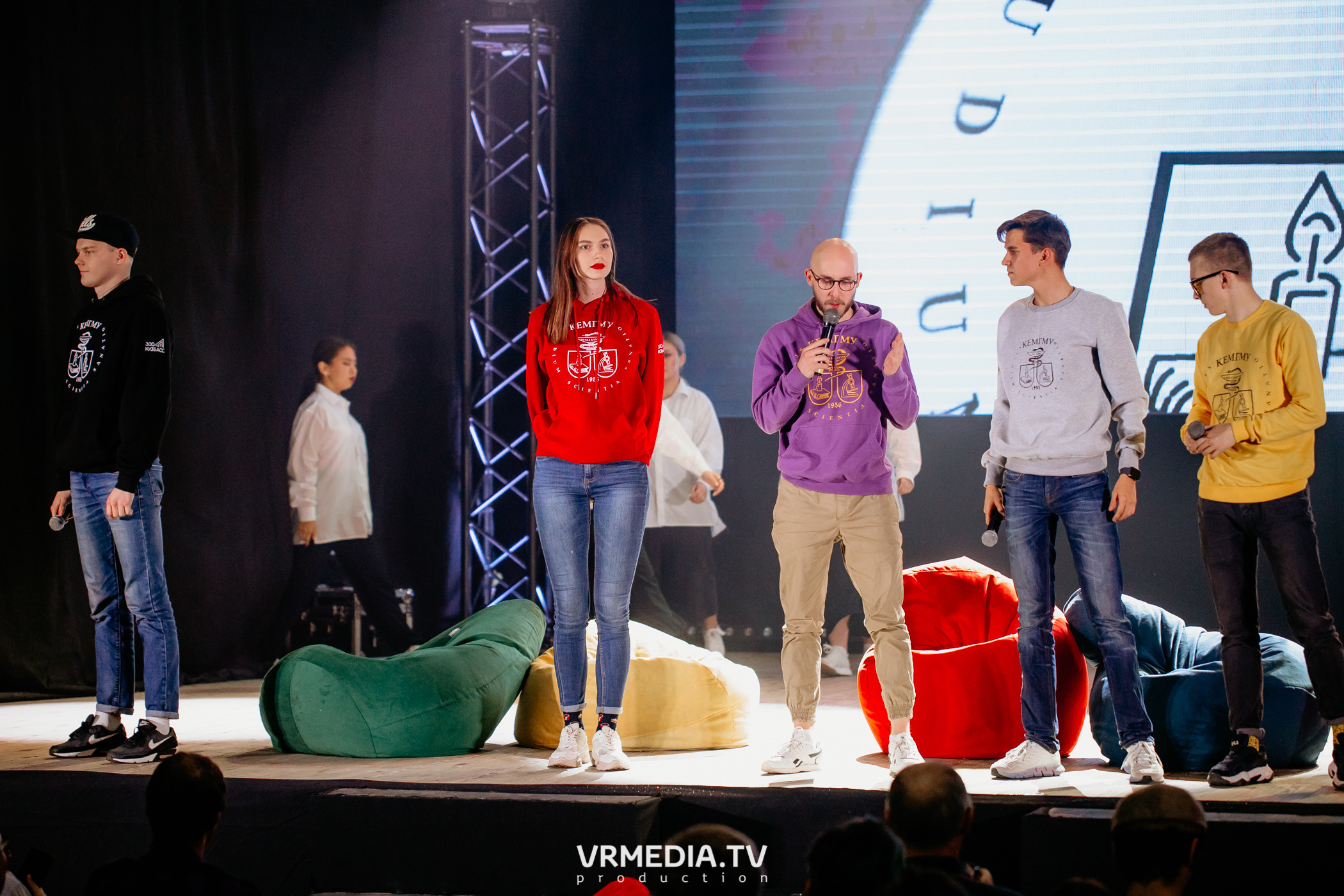 Открытие фестиваля первокурсников «Давай Знакомиться» в КемГМУ