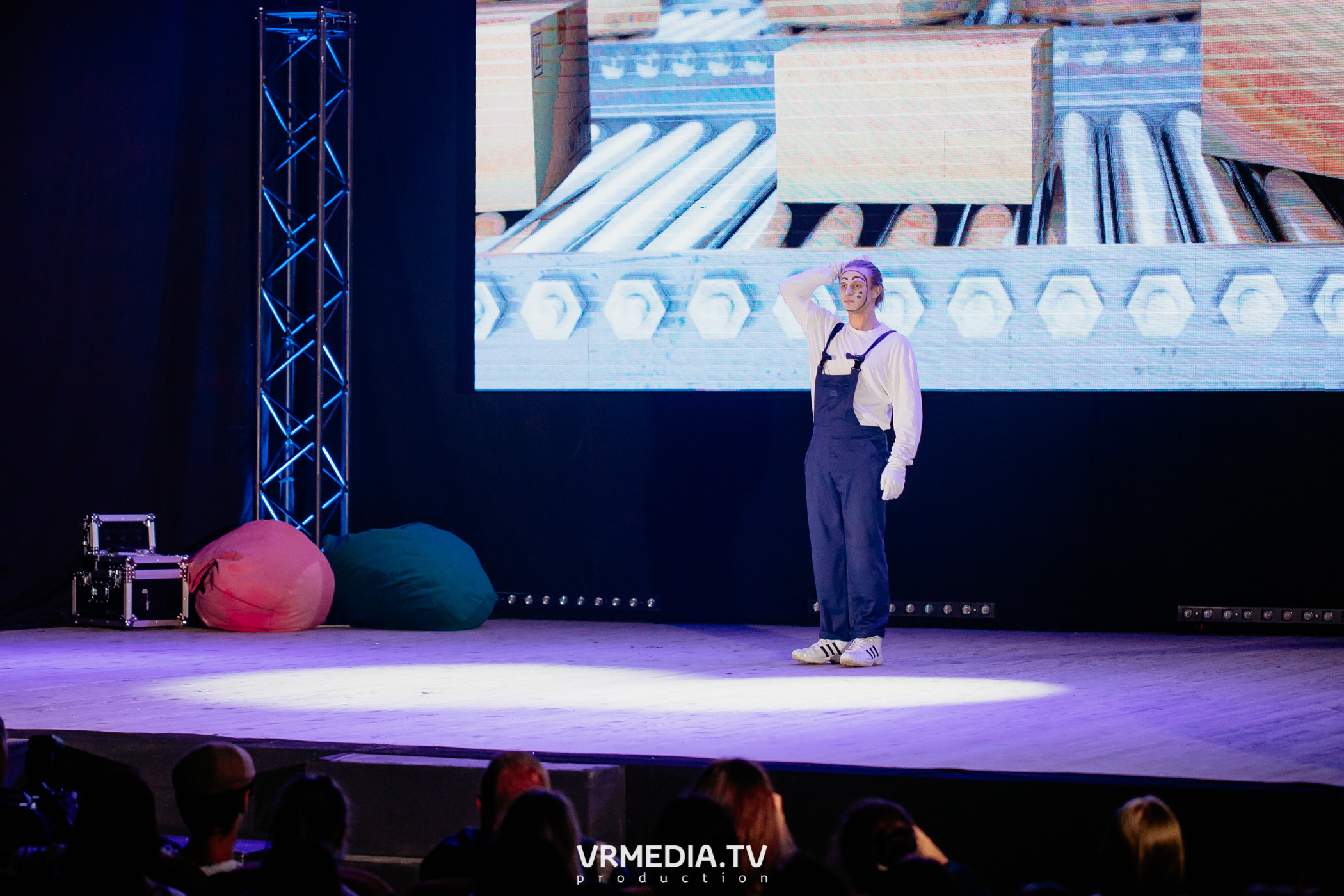 Открытие фестиваля первокурсников «Давай Знакомиться» в КемГМУ