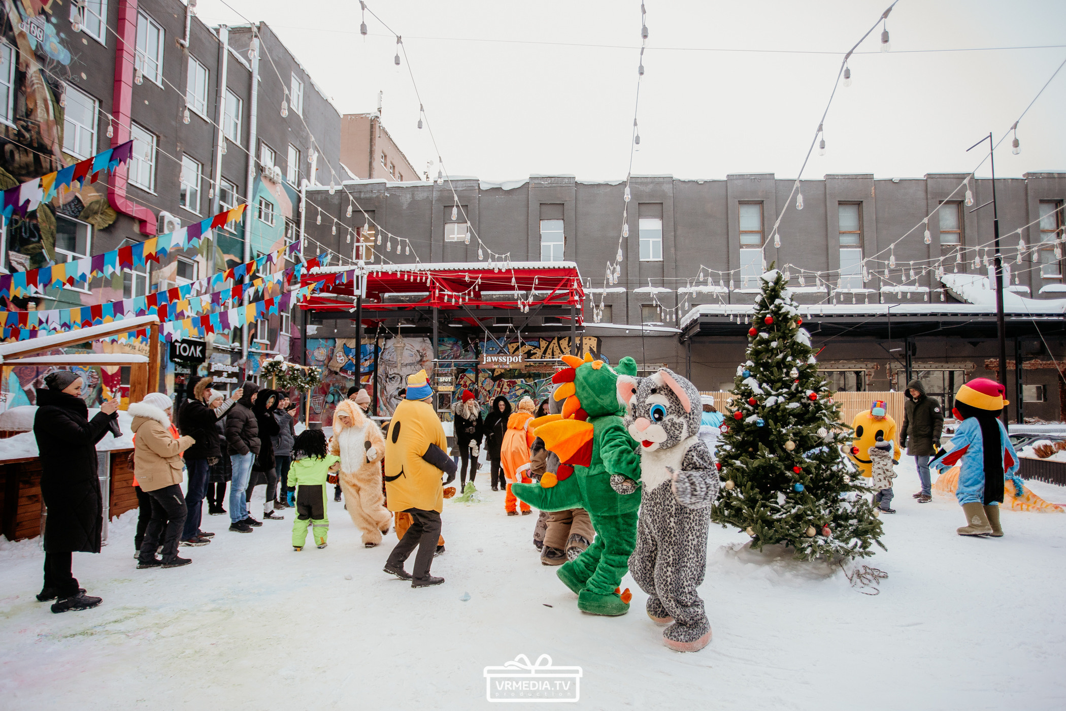 Большая новогодняя «Елка» в культурном пространстве «Редакция»