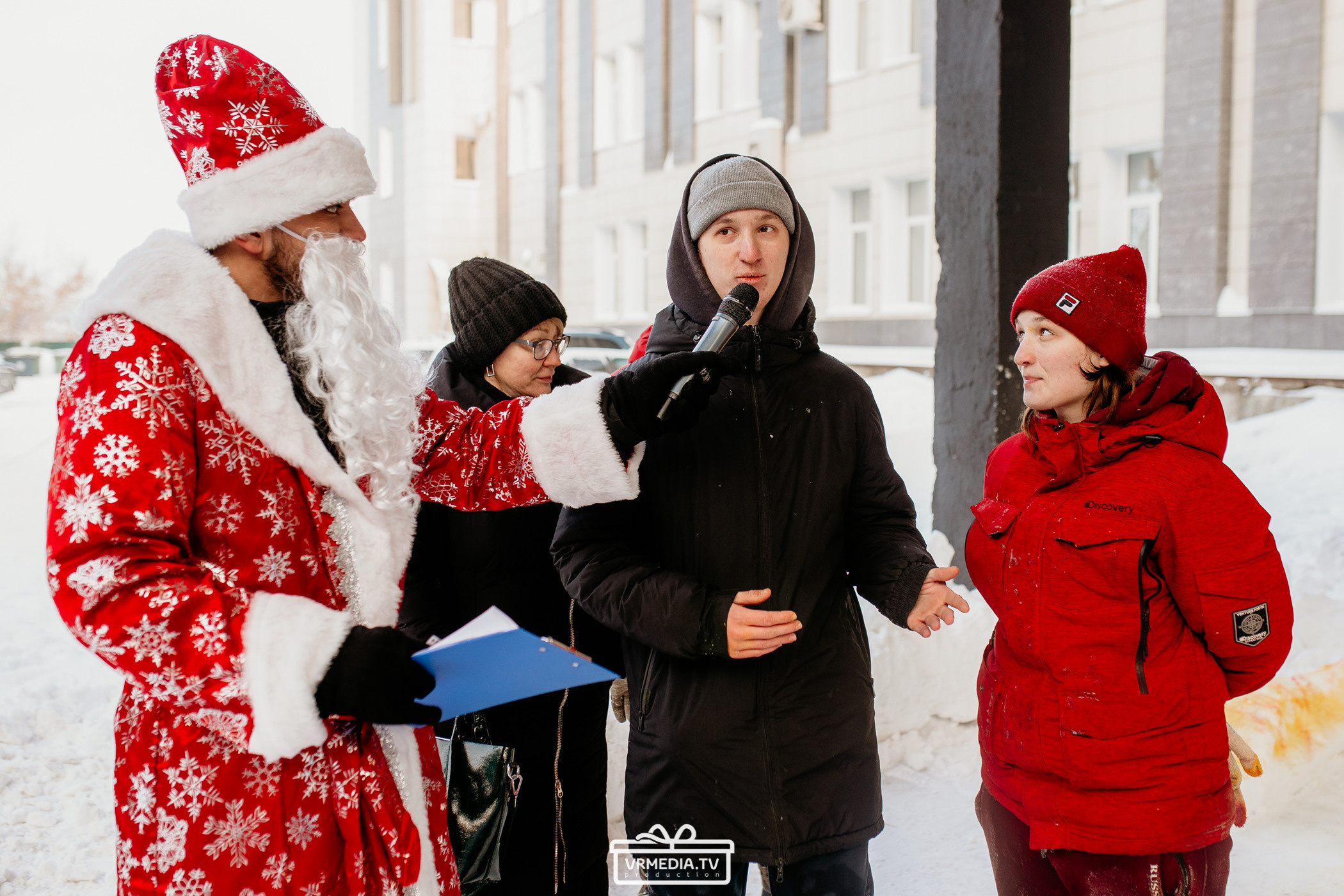 Большая новогодняя «Елка» в культурном пространстве «Редакция»